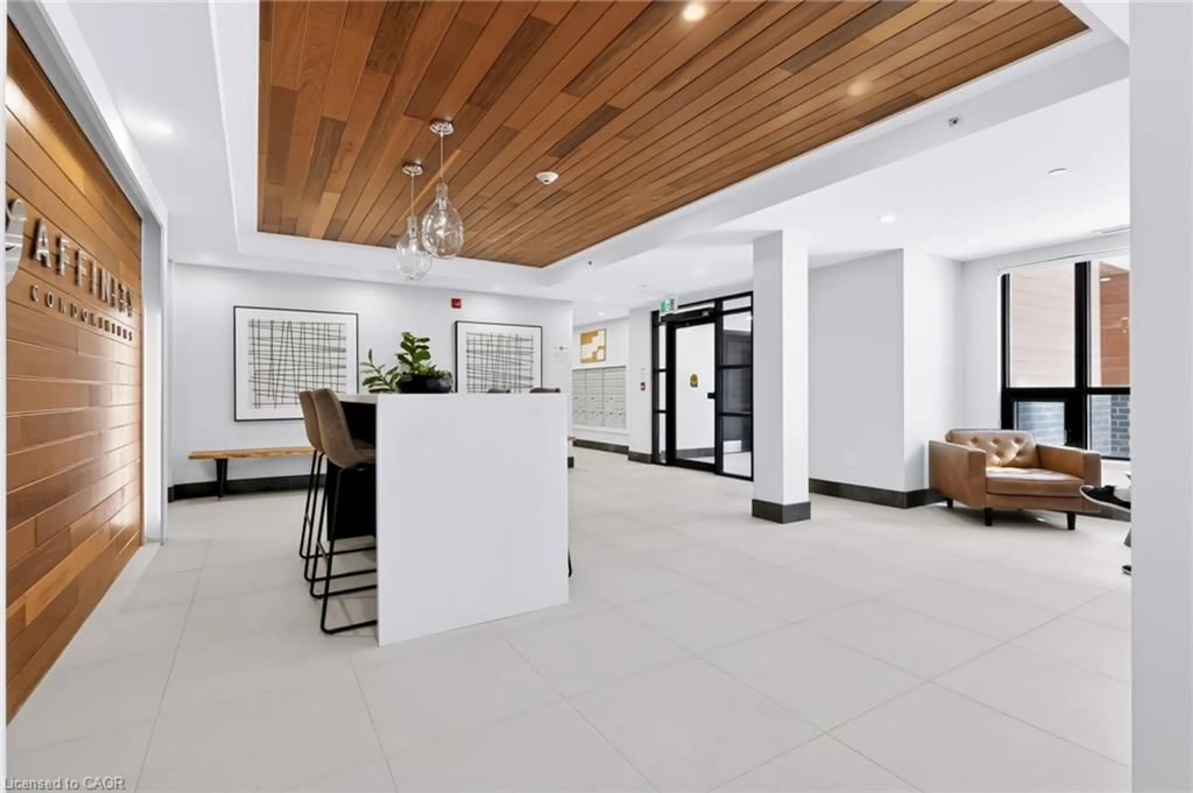 Lobby for 340 Plains Rd #608, Burlington Ontario L7T 0C2