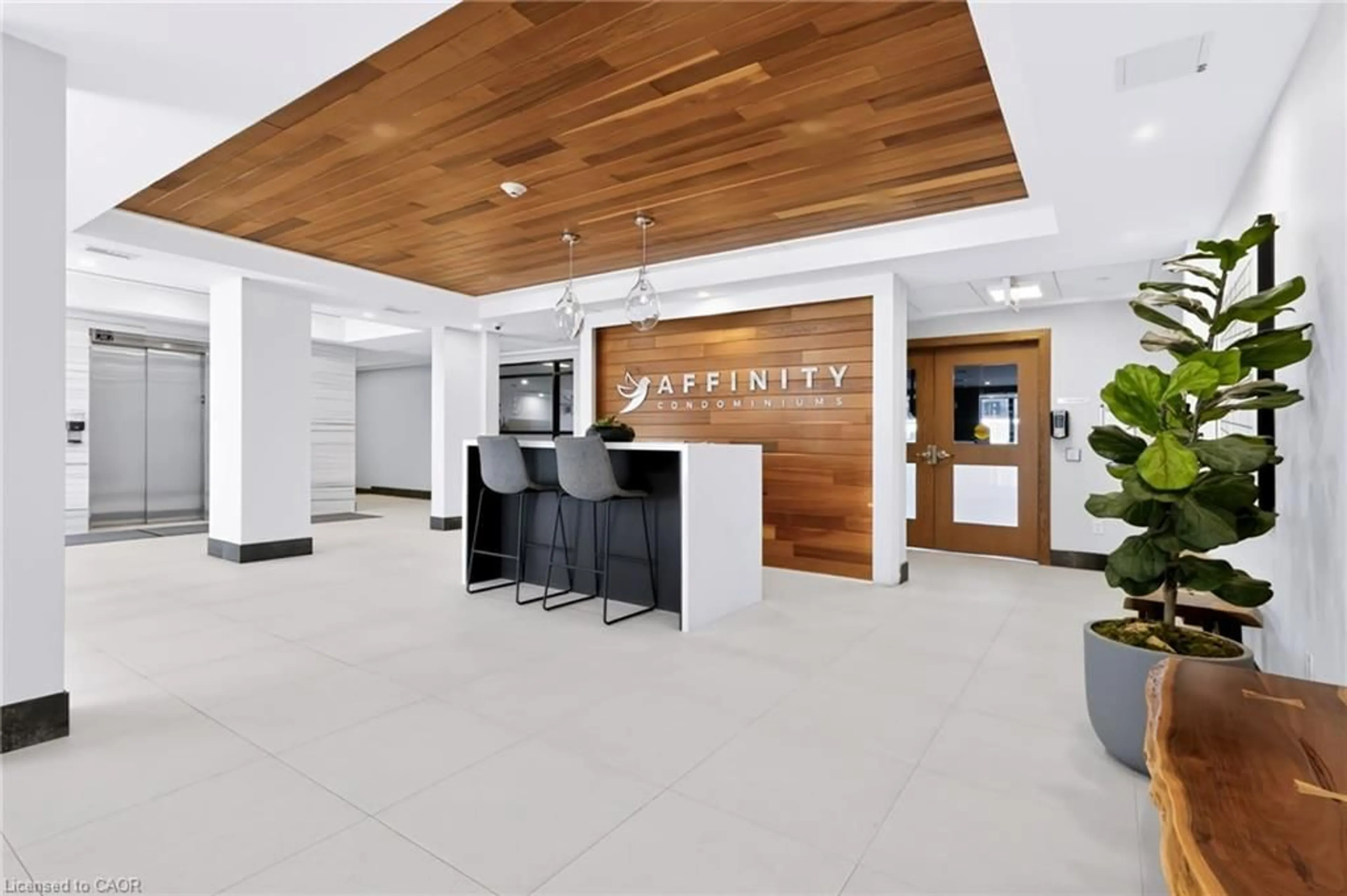 Lobby for 340 Plains Rd #608, Burlington Ontario L7T 0C2