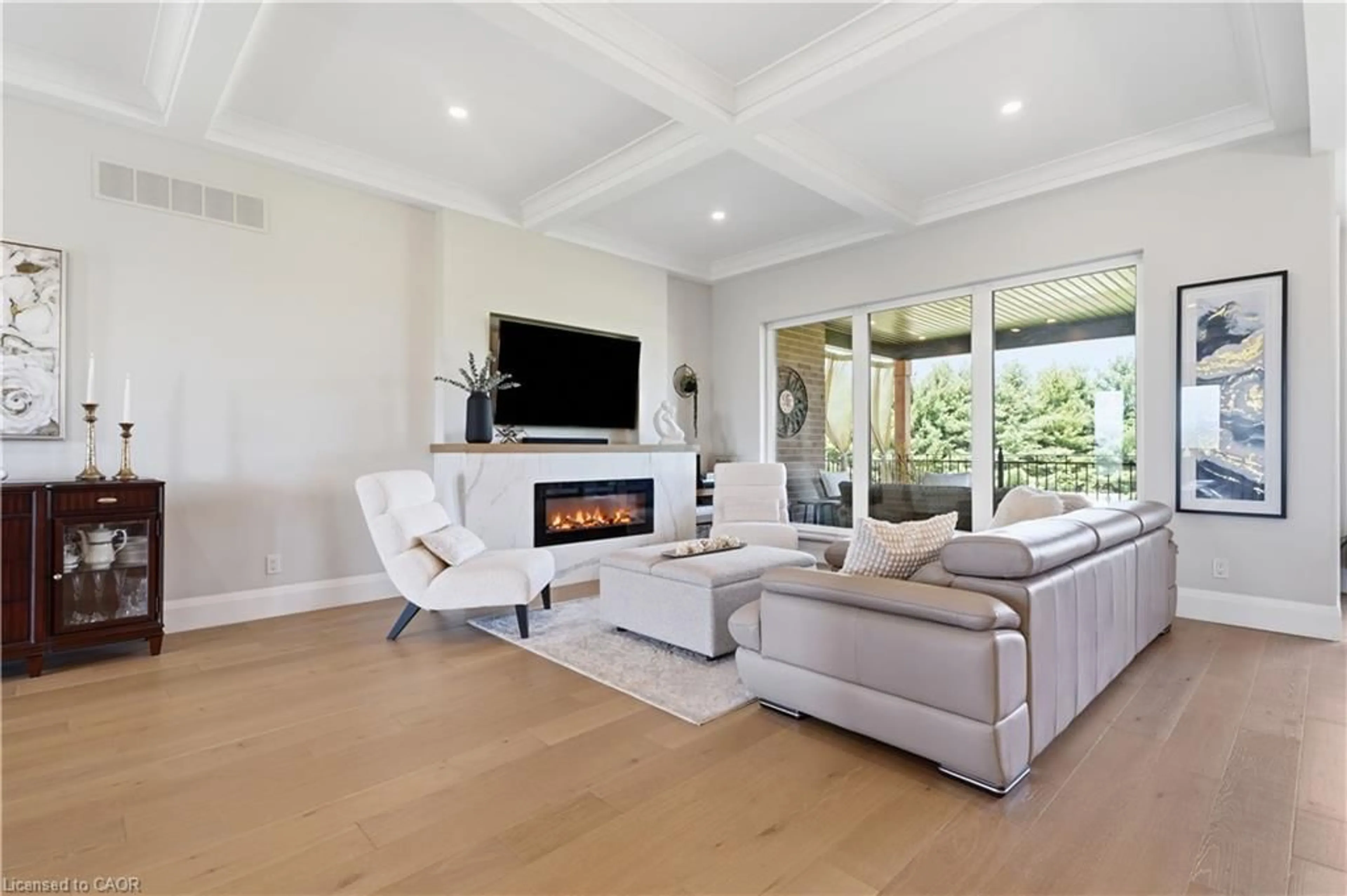 Living room with furniture, unknown for 7 - 670 Bishopsgate Rd, Paris Ontario N3L 3E3