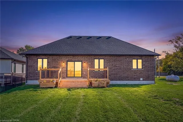 519 Concession 14 Walpole Rd, Hagersville 2