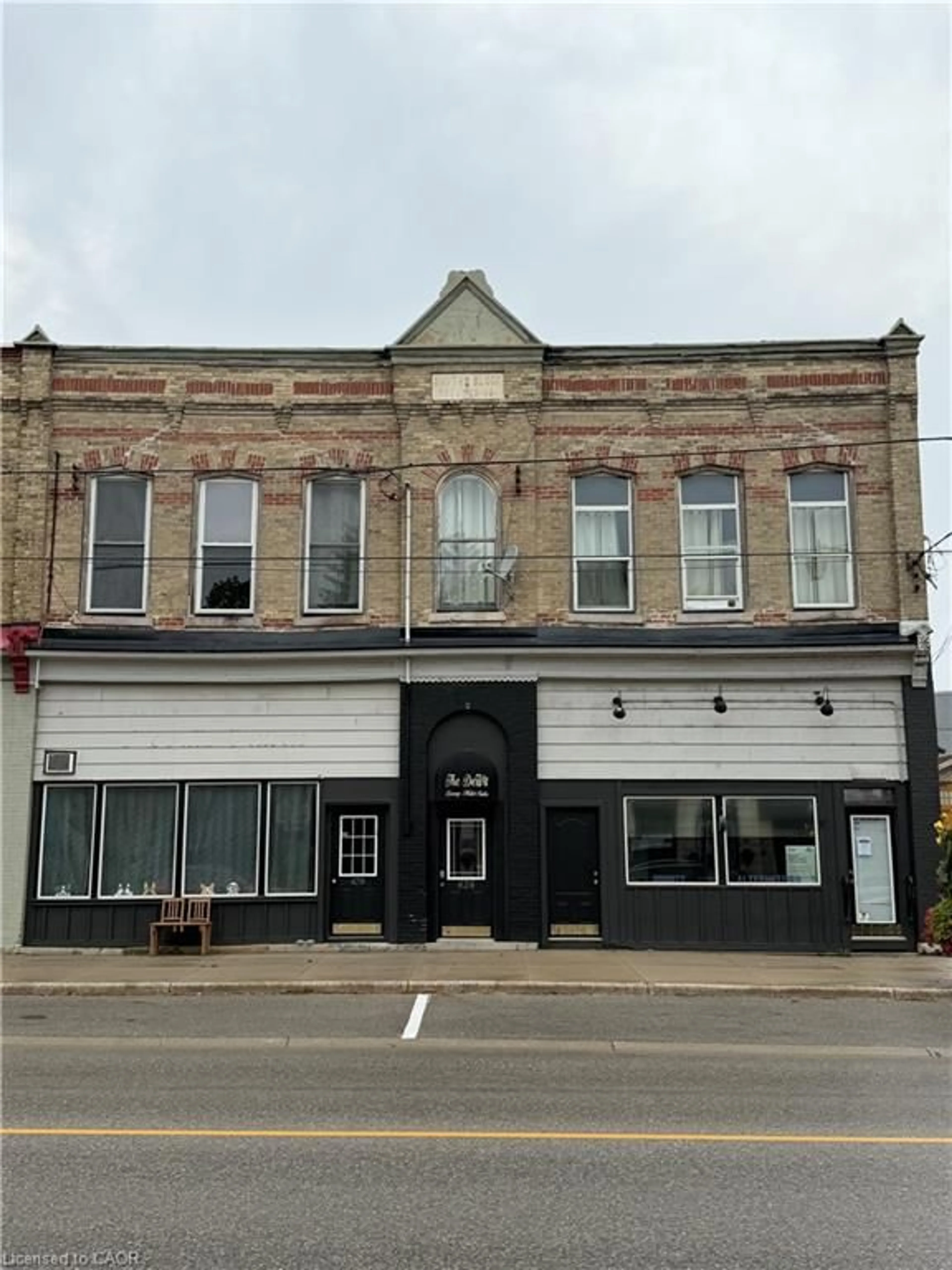 Unknown for 422-430 Turnberry St, Brussels Ontario N0G 1H0