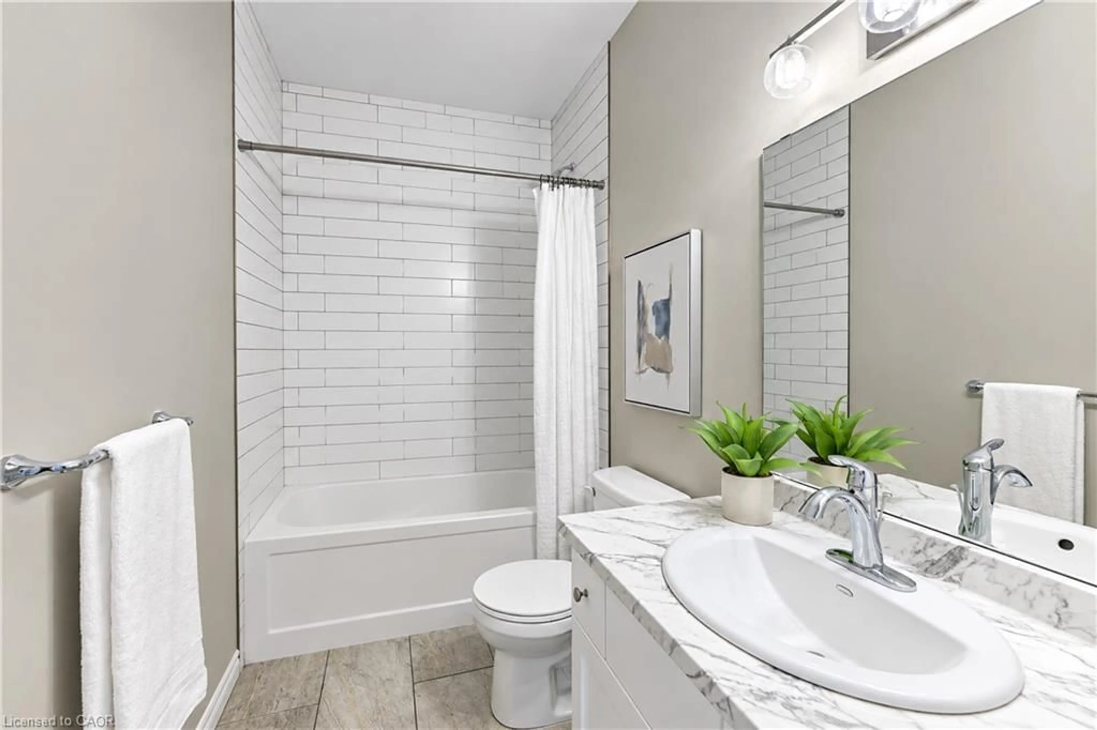 Standard bathroom, ceramic/tile floor for 15 Matheson Cres, Innerkip Ontario N0J 1M0