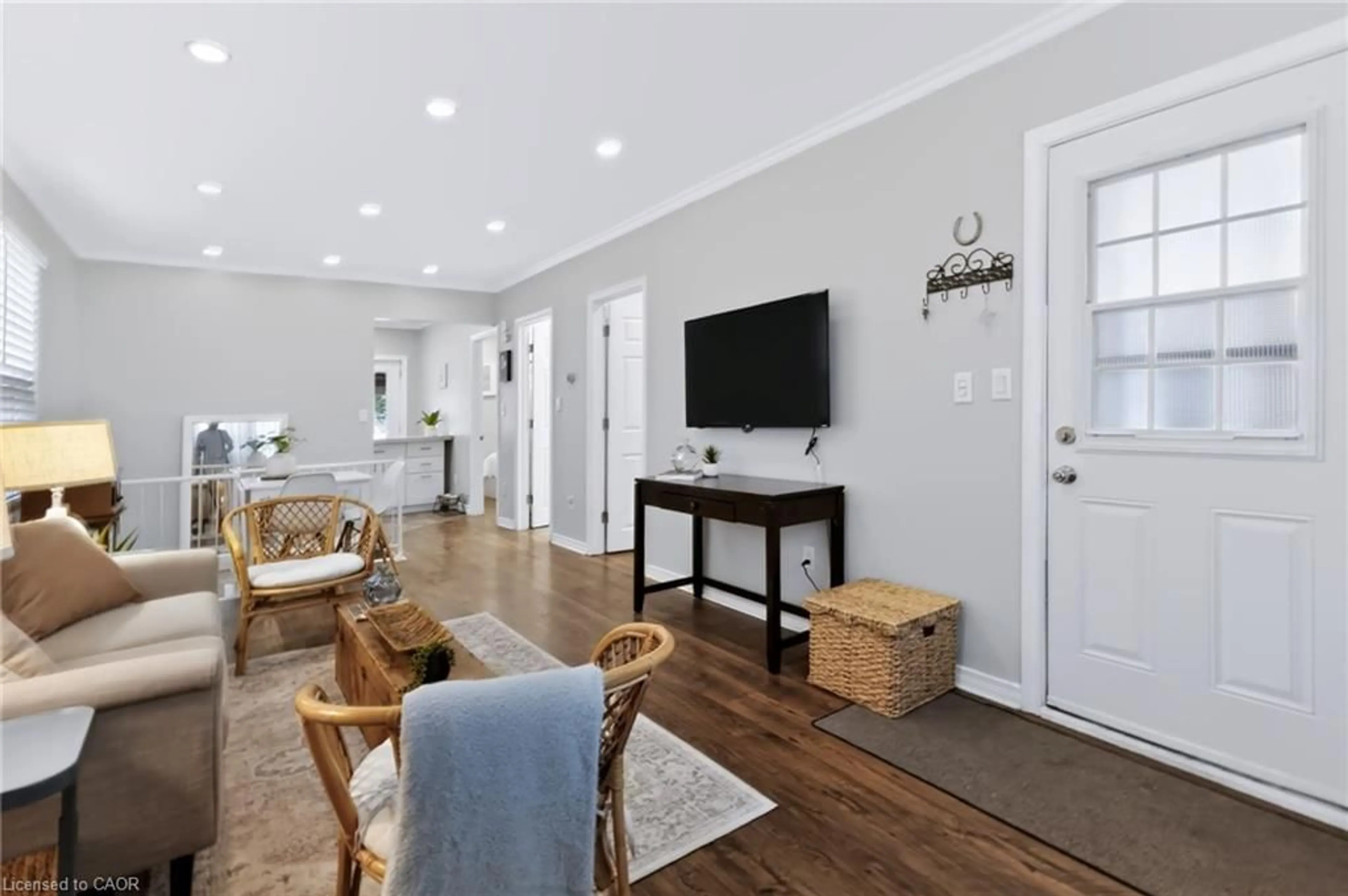 Unknown for 104 Niagara St, Hamilton Ontario L8L 6A7