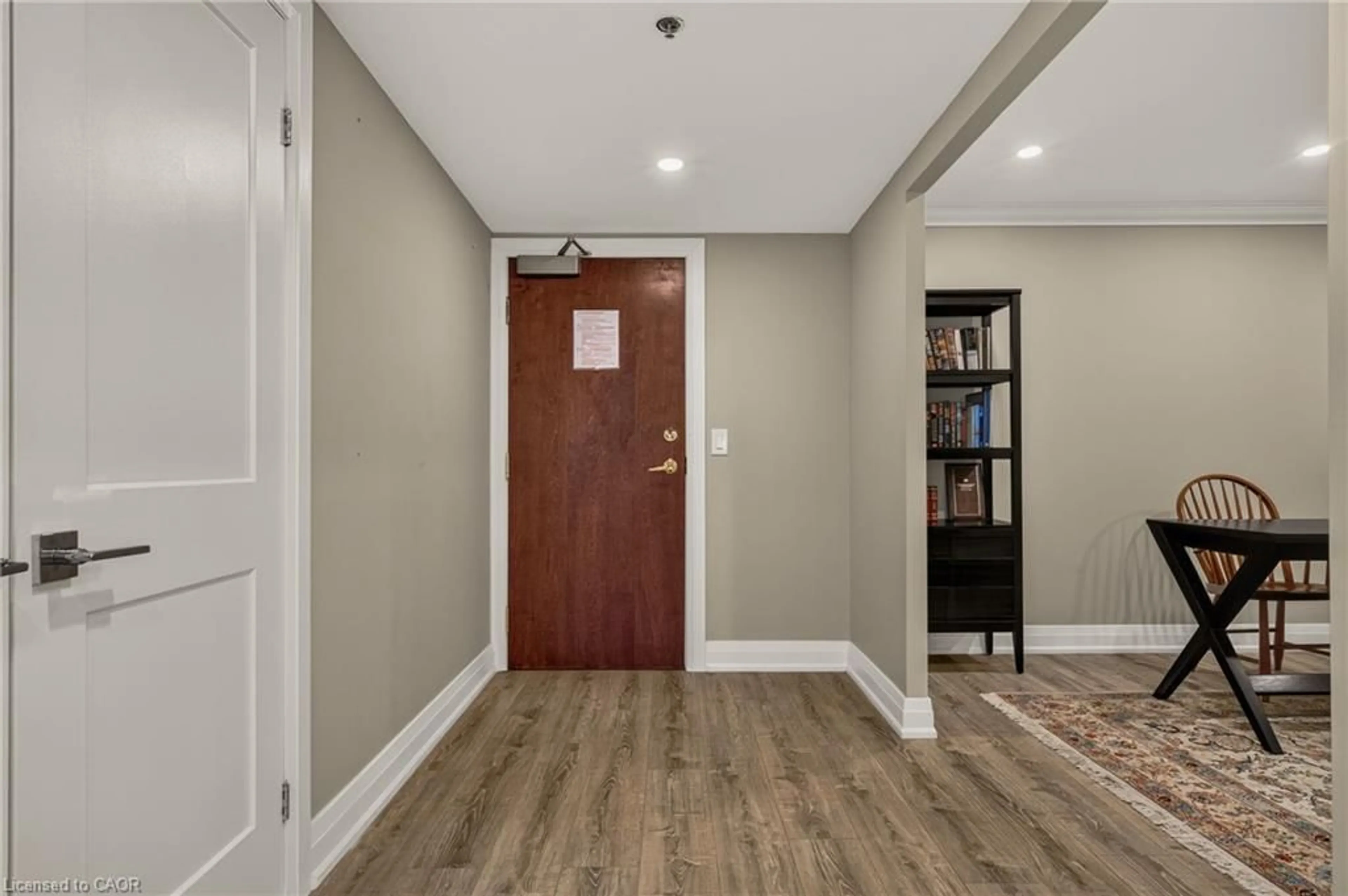 Unknown for 100 Burloak Dr #1303, Burlington Ontario L6L 6P6