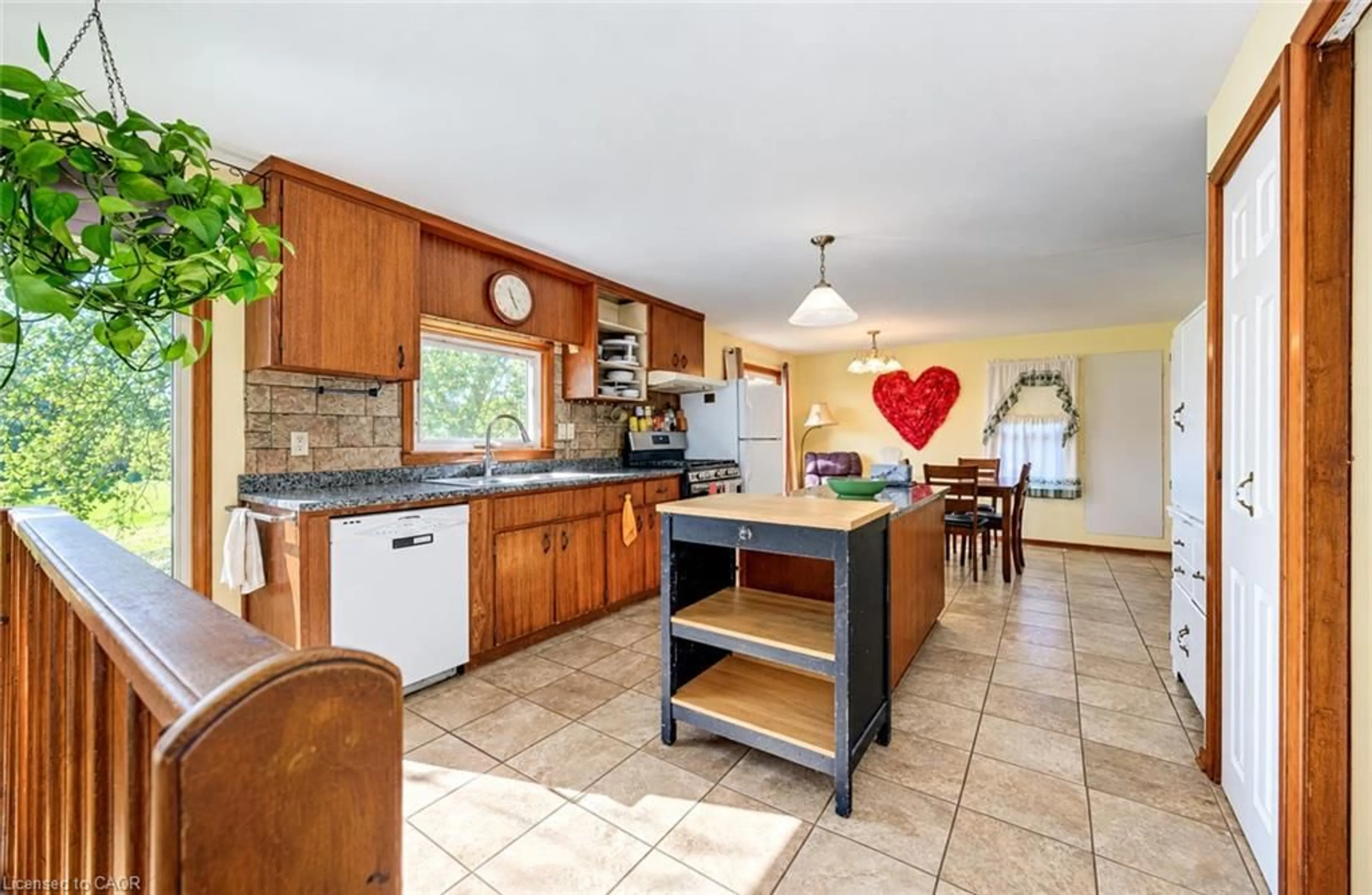 Open concept kitchen, ceramic/tile floor for 1383 Bridge St, New Dundee Ontario N0B 2E0