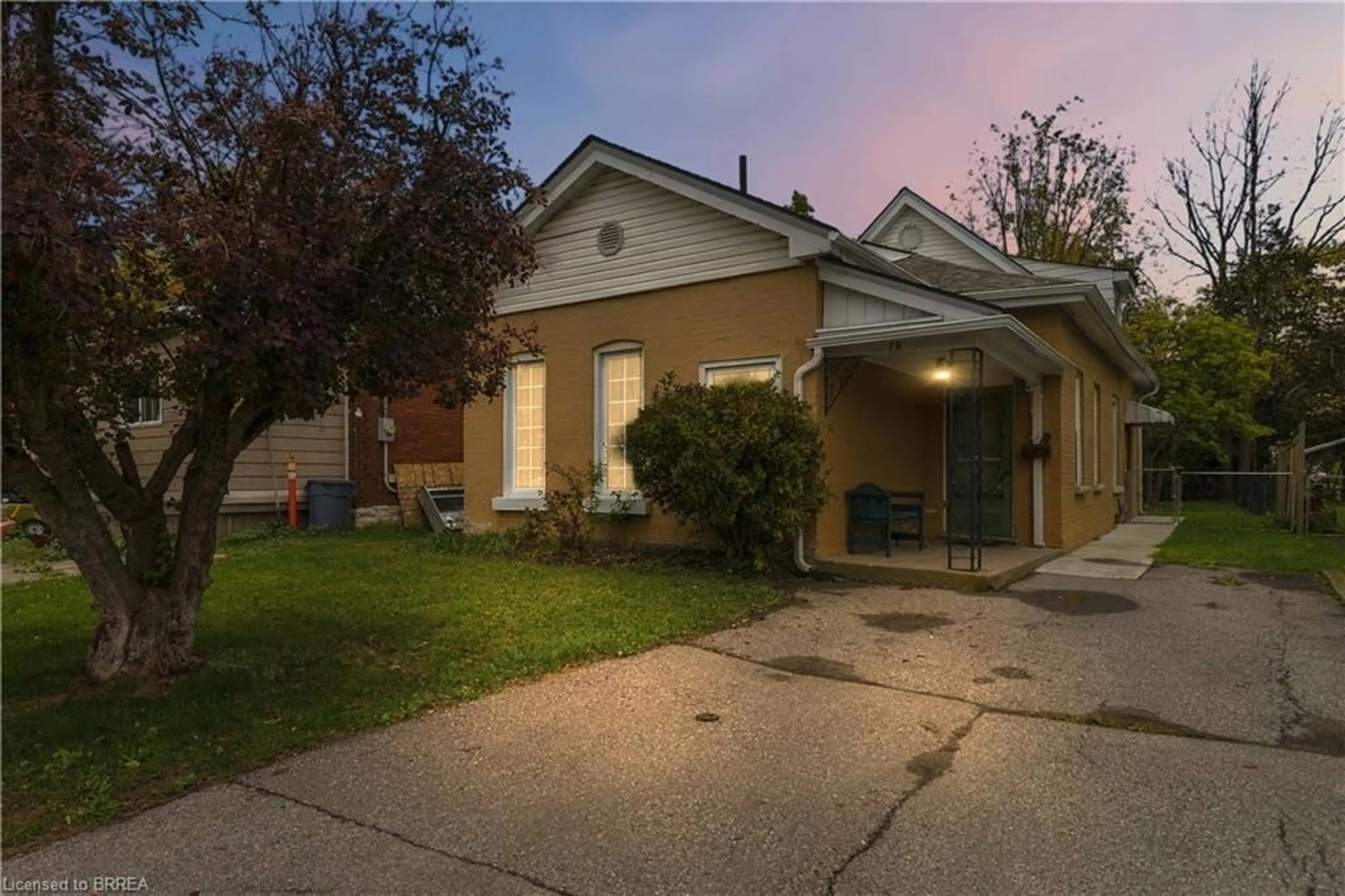 Unknown for 78 Ontario St, Brantford Ontario N3S 2C3
