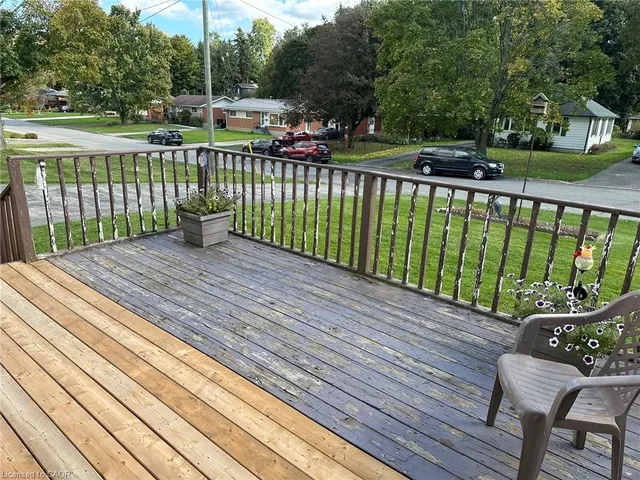 55 Poplar St, Simcoe 5
