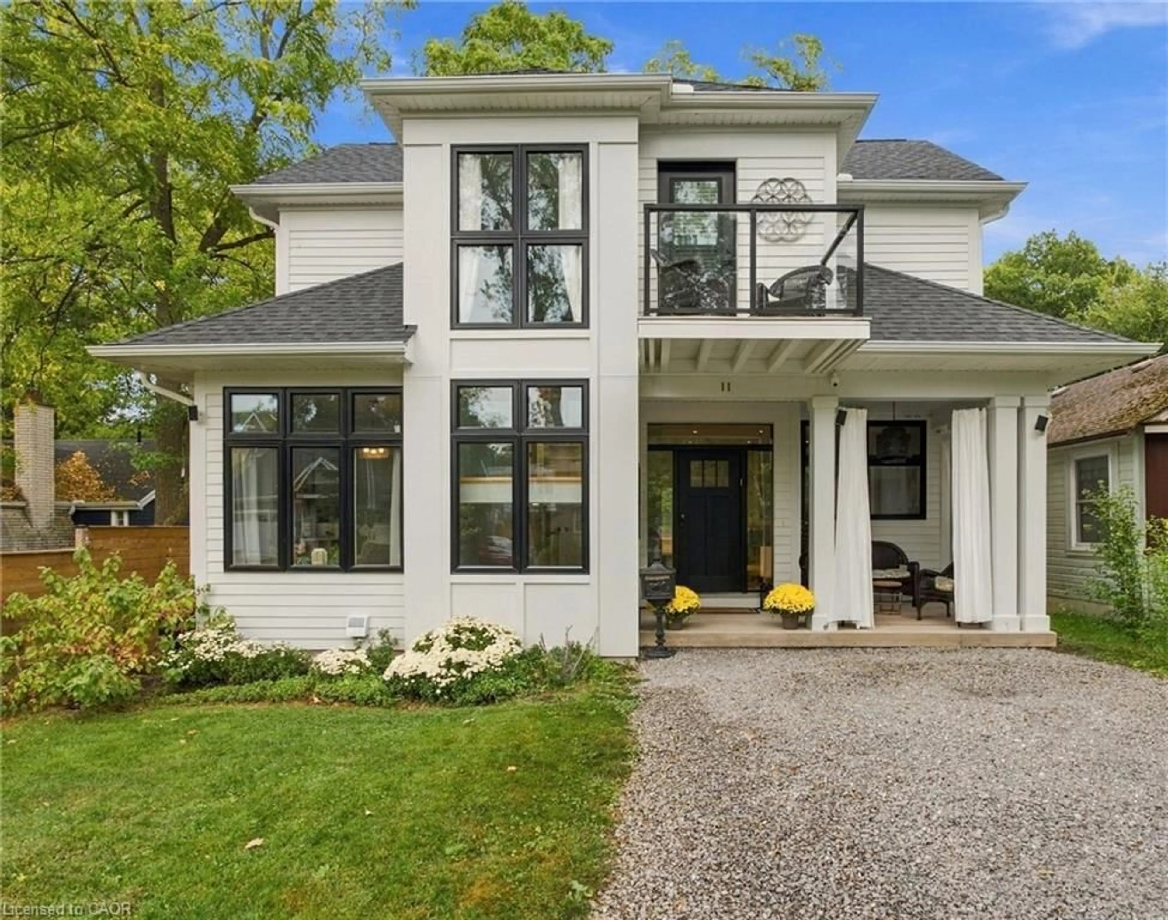 Home with brick exterior material, street for 11 Wilberforce Ave, Niagara-on-the-Lake Ontario L0S 1J0