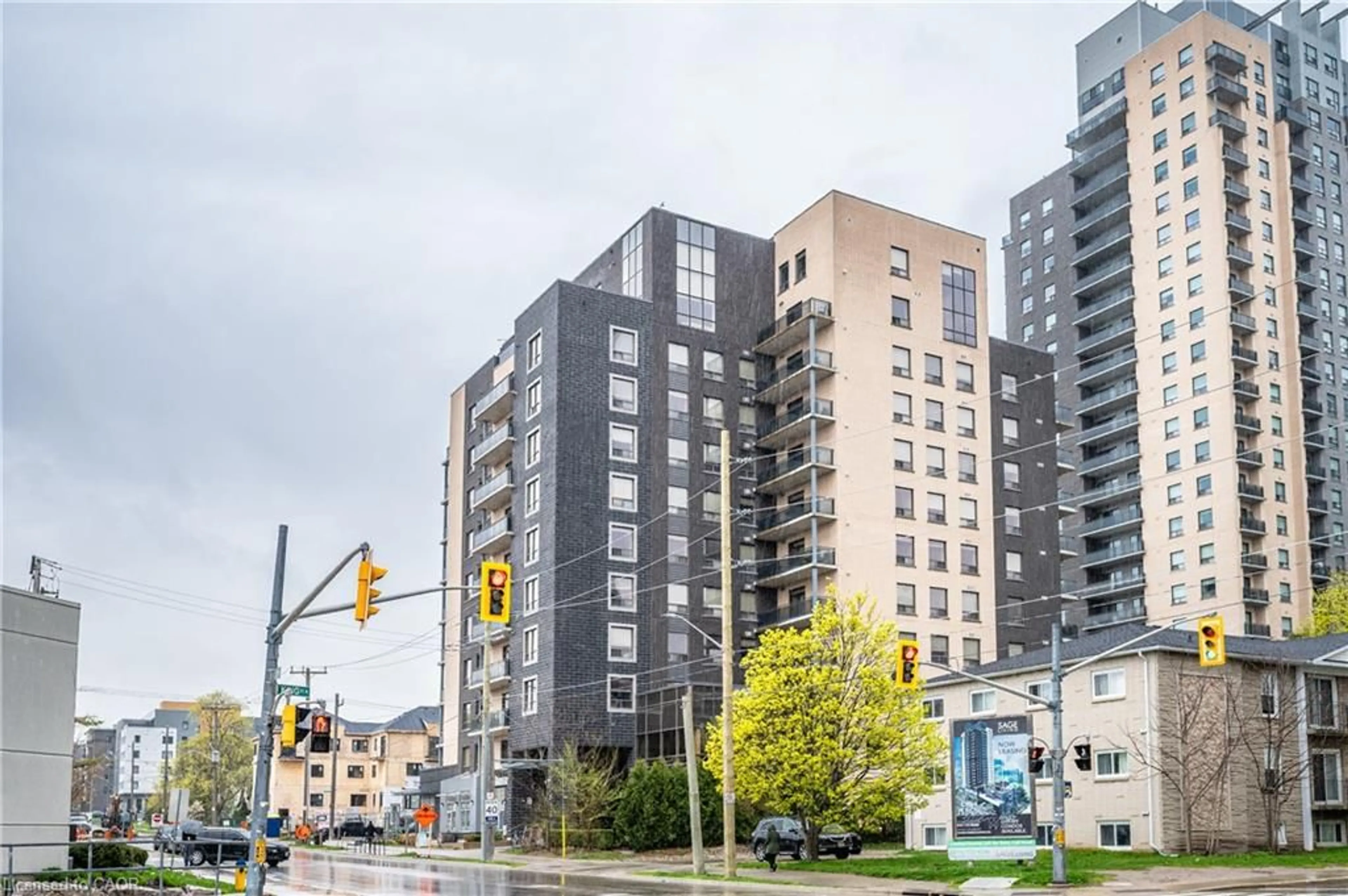 Patio, unknown for 8 Hickory St #404, Waterloo Ontario N2L 3H6