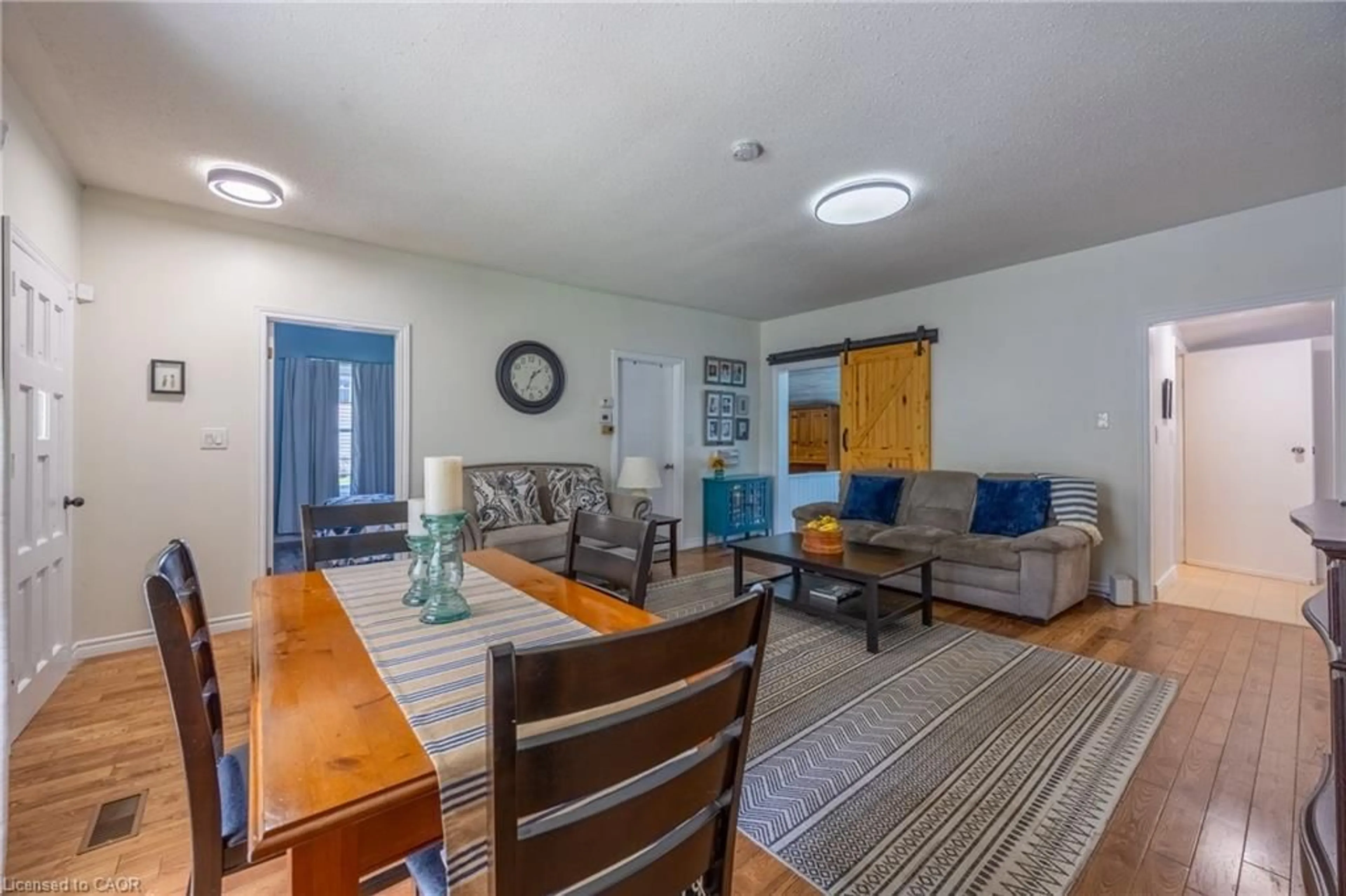 Living room with furniture, unknown for 283 Hall St, Ingersoll Ontario N5C 1V8