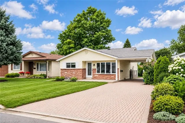 66 Belwood Cres, Kitchener 2