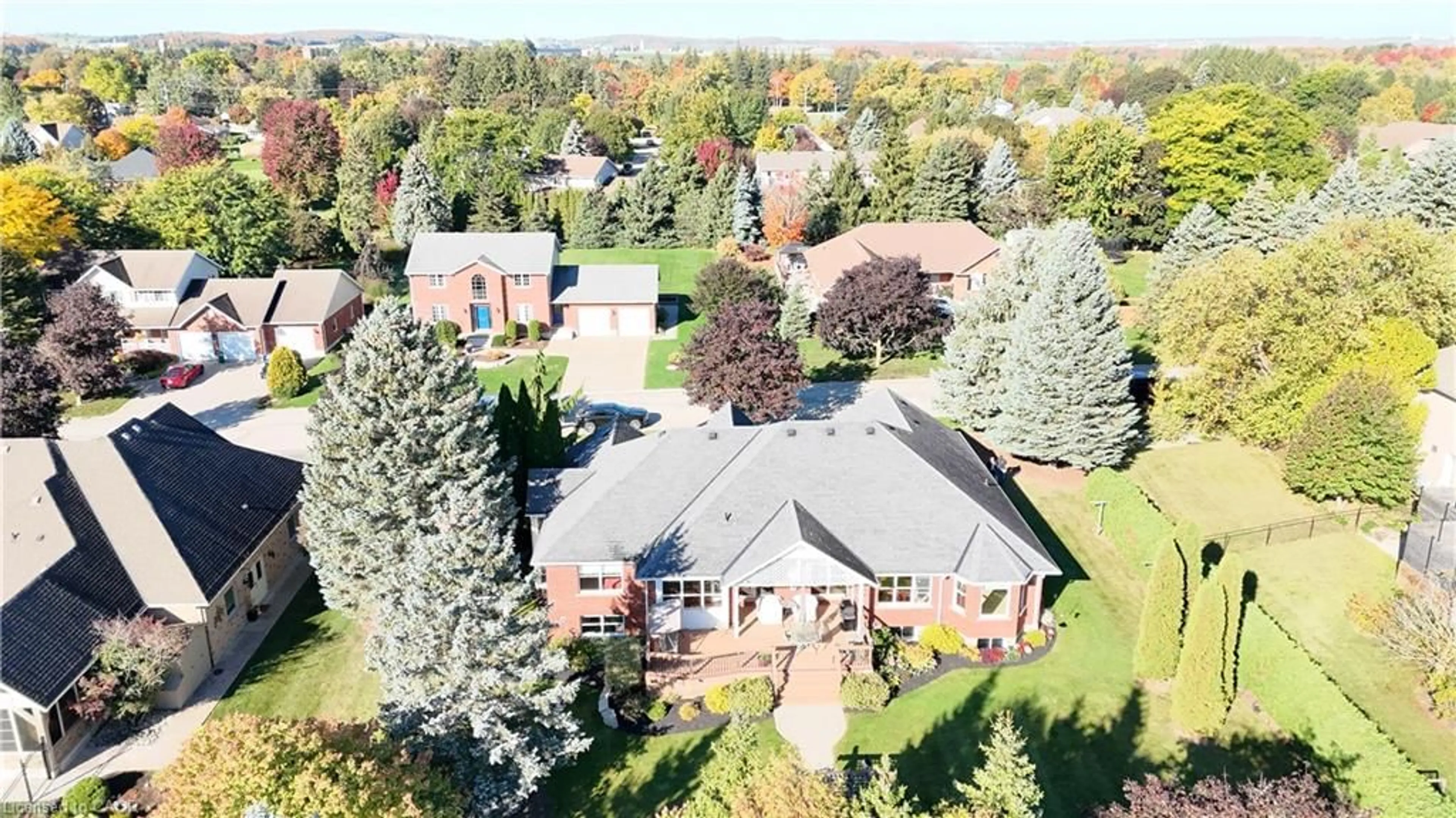 A pic from outside/outdoor area/front of a property/back of a property/a pic from drone, unknown for 22 Anita Dr, St. Clements Ontario N0B 2M0