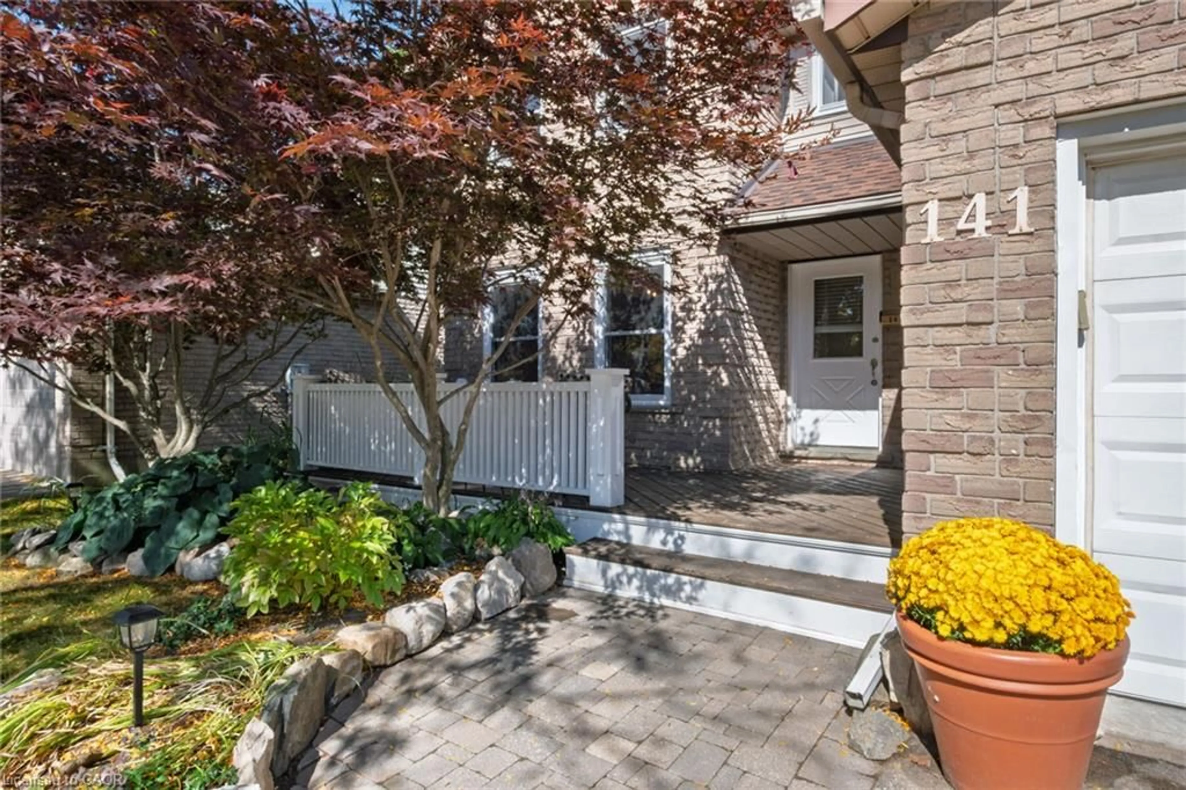 Unknown for 141 Viscount Rd, Brantford Ontario N3P 1Y6