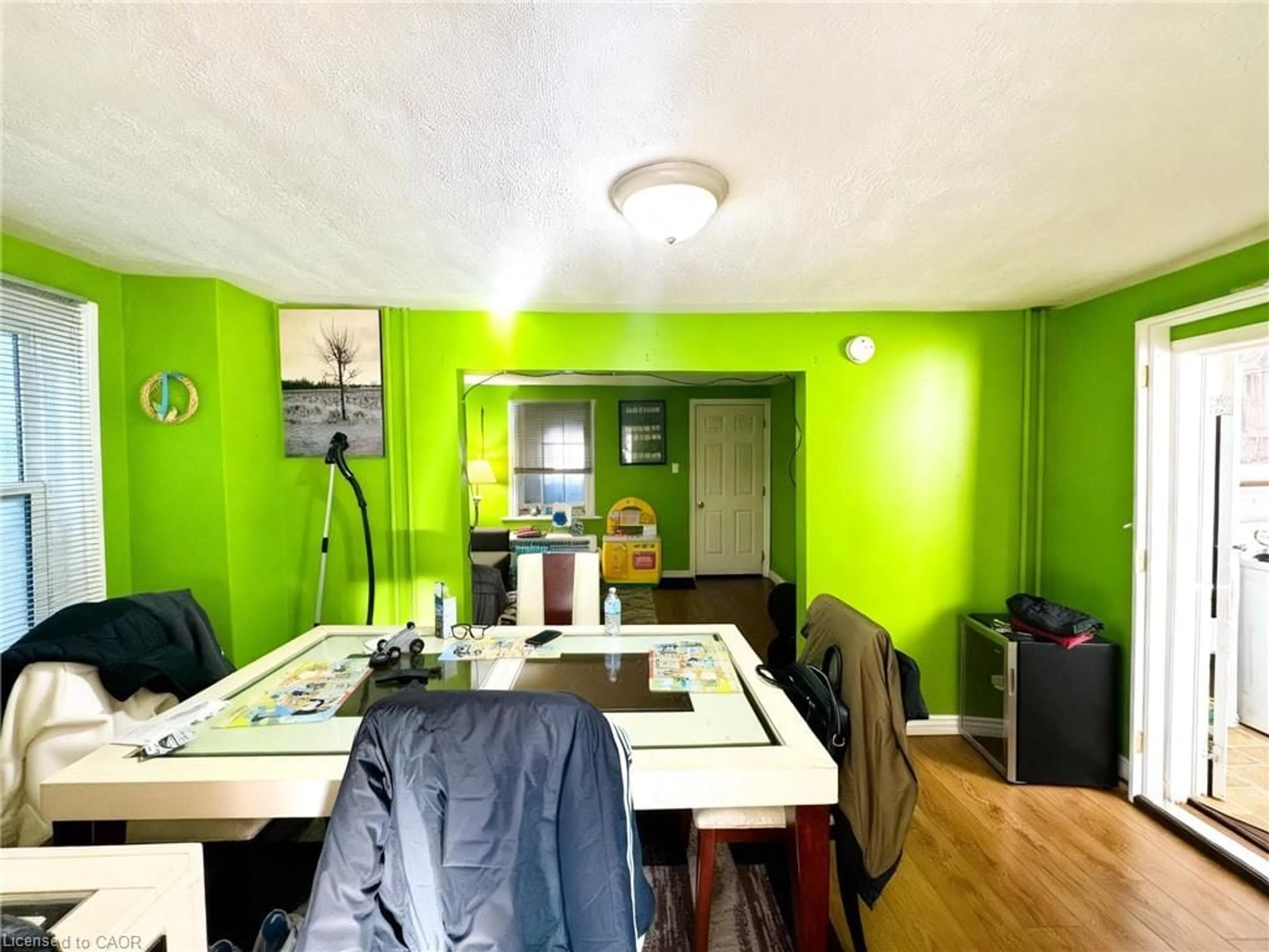 A pic of a room for 65 Queen St, Thorold Ontario L2V 2R2