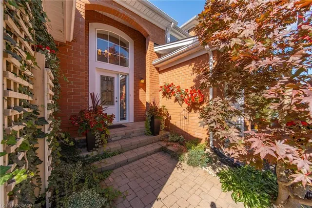 437 Beaver Creek Rd, Waterloo 5