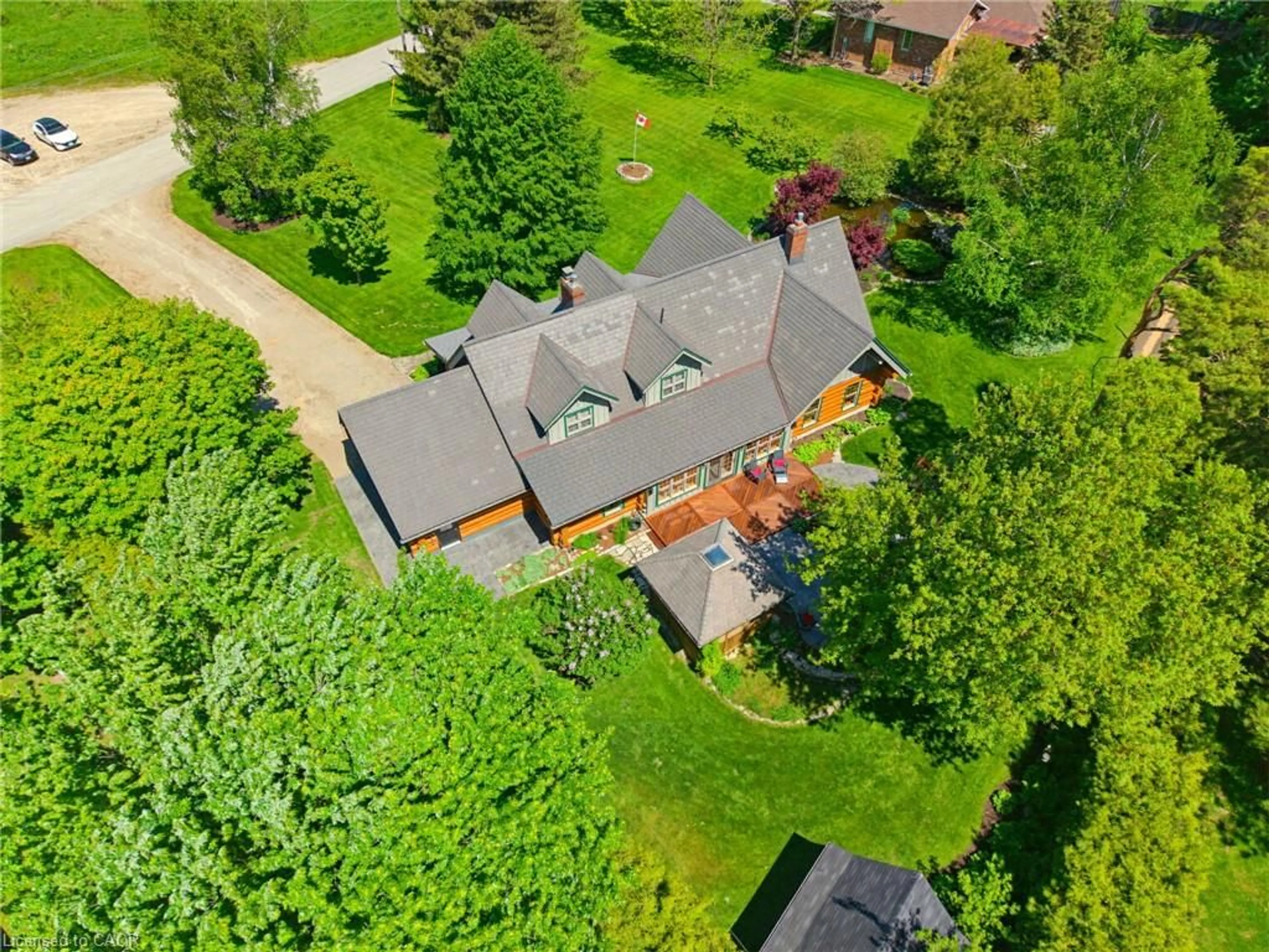 A pic from outside/outdoor area/front of a property/back of a property/a pic from drone, street for 169 James St, Atwood Ontario N0G 1B0