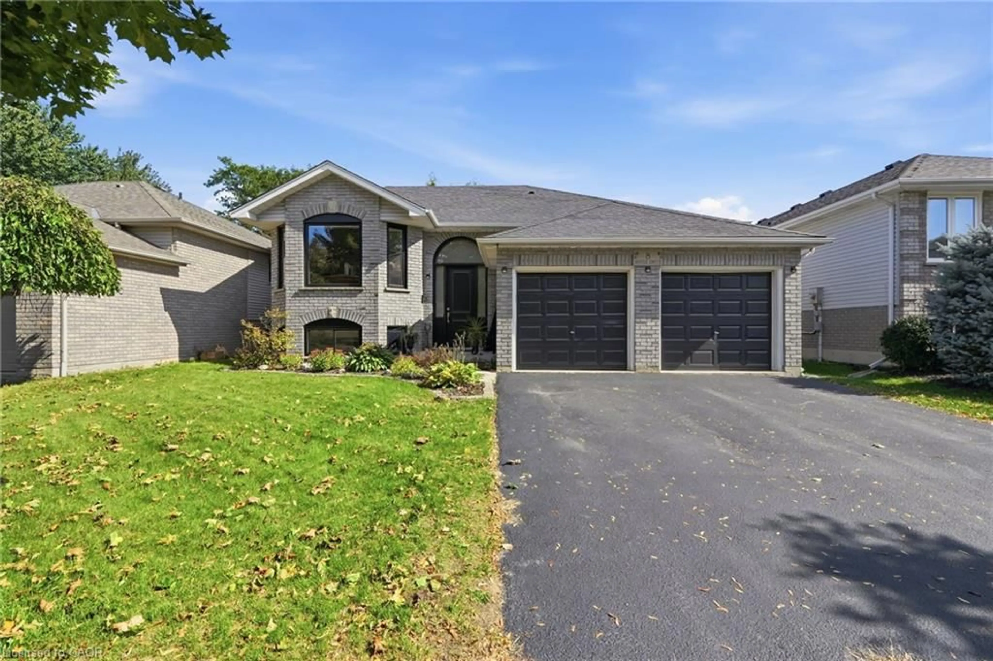 Unknown for 8 Moyle Dr, Brantford Ontario N3V 1E5