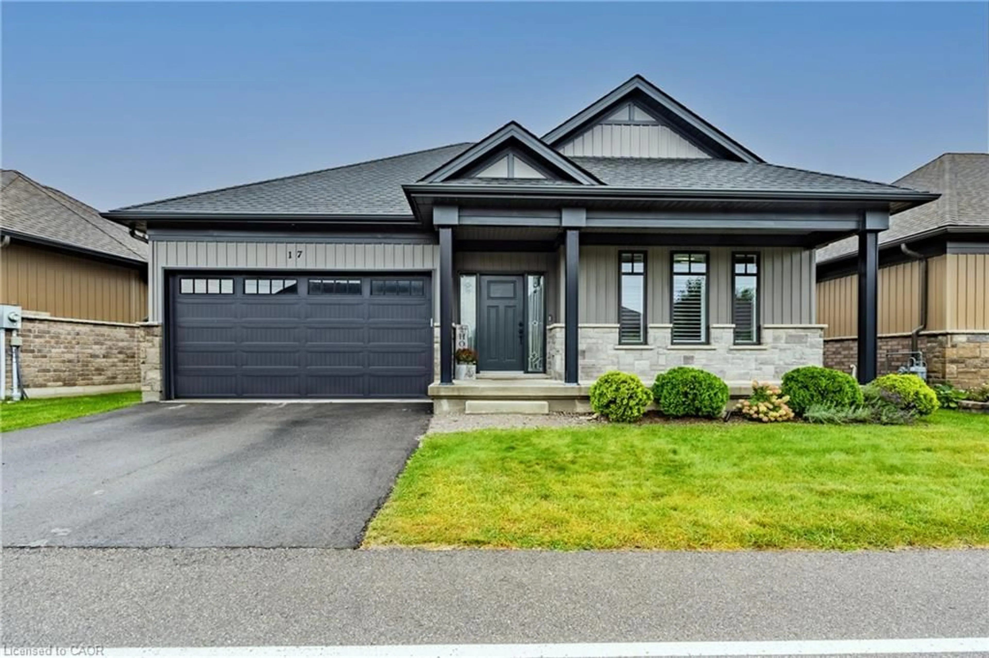 Home with vinyl exterior material, street for 24 Craddock Blvd #17, Jarvis Ontario N0A 1J0