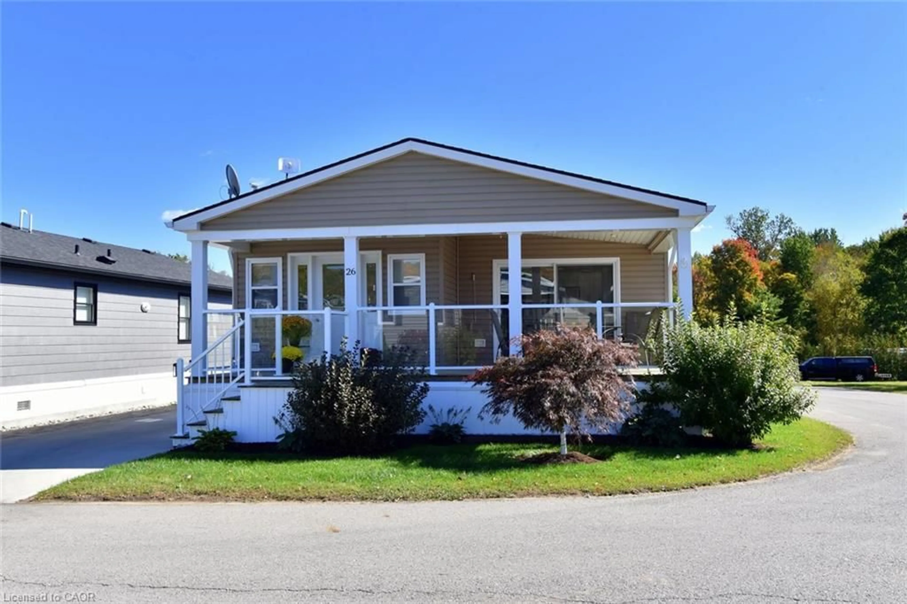 Home with vinyl exterior material, street for 4449 Milburough St #26 Ash St, Burlington Ontario L7P 0C5