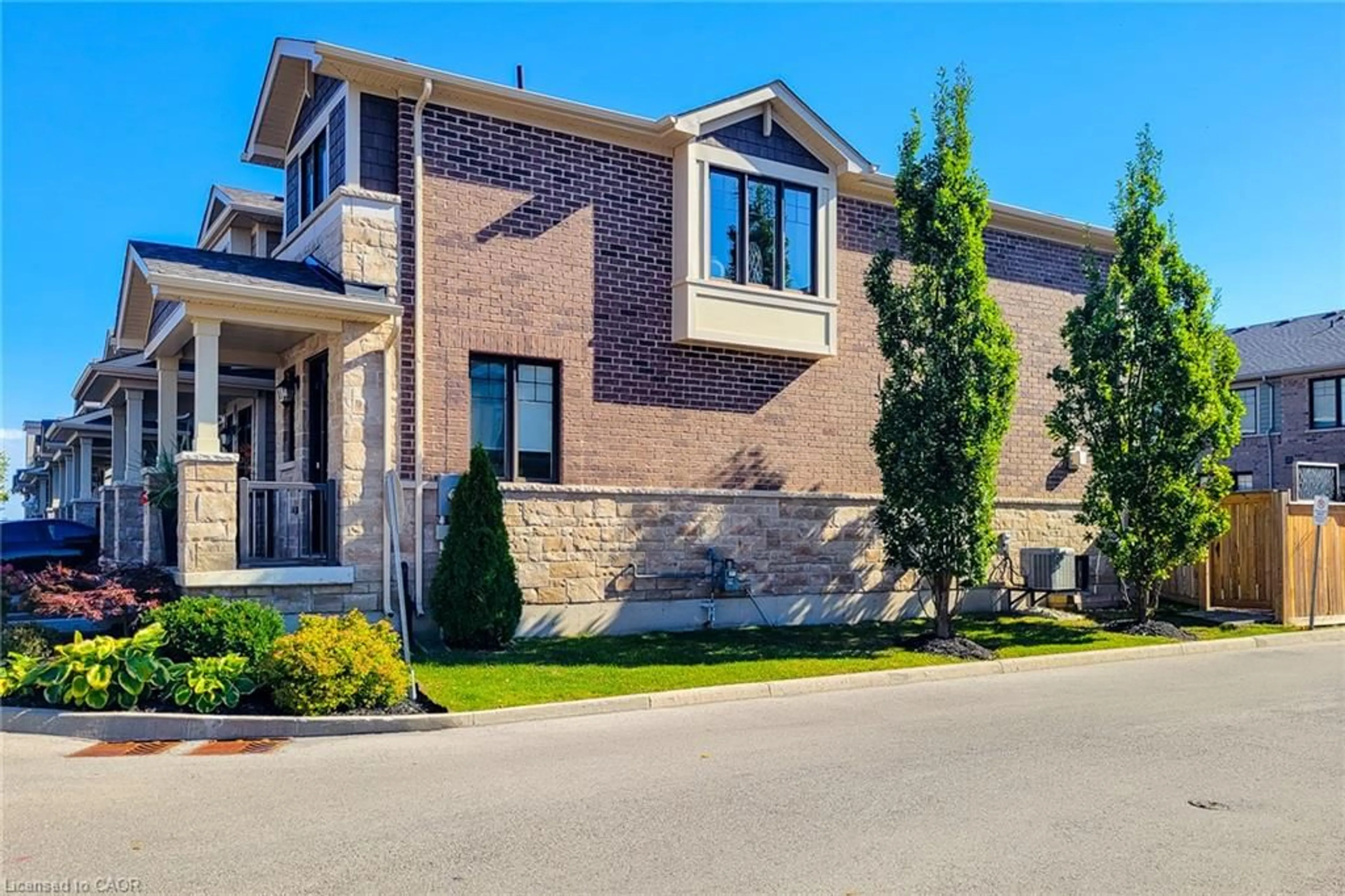 Home with brick exterior material, street for 65 Waterview Lane, Grimsby Ontario L3M 0H2