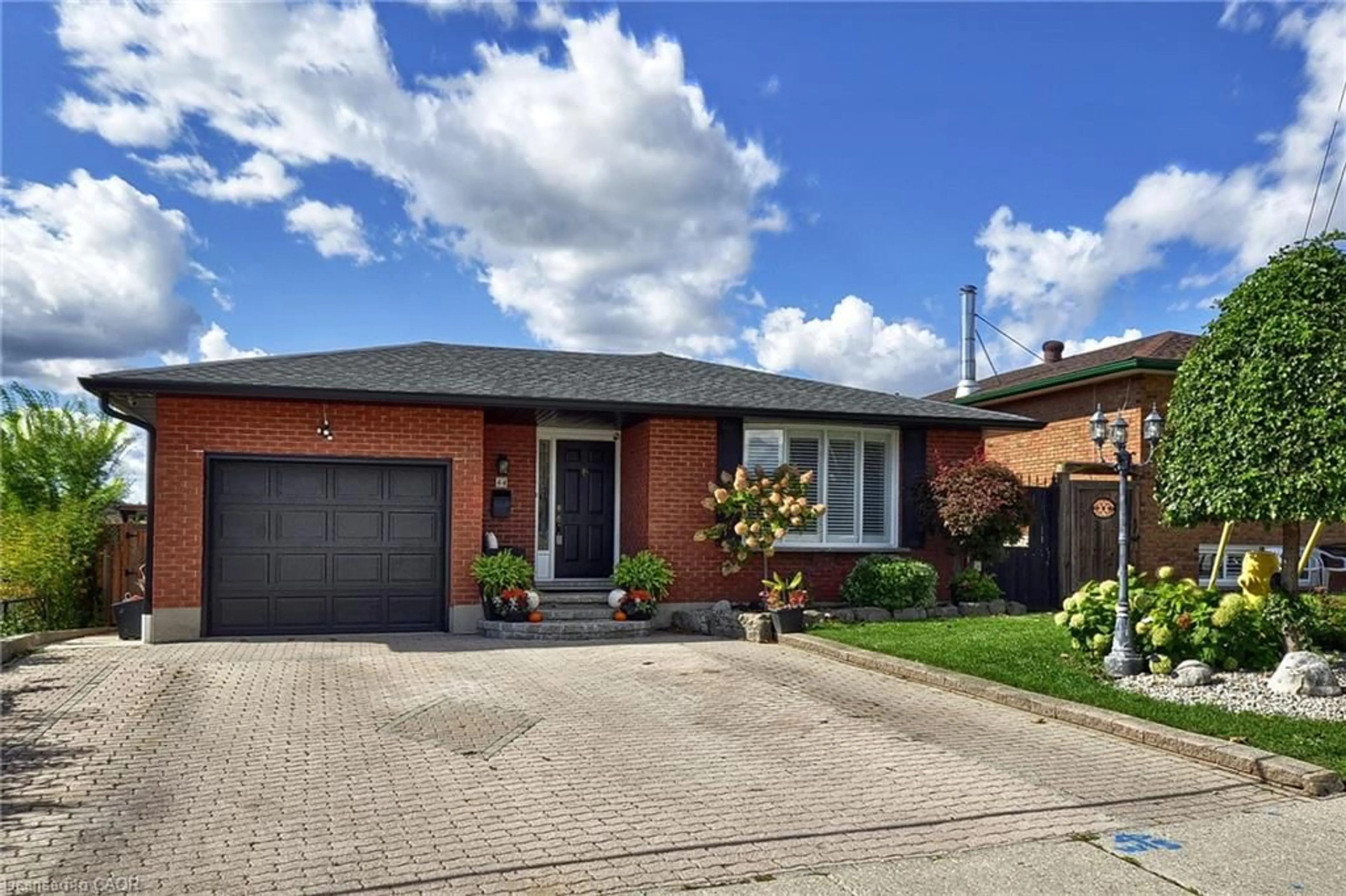Home with brick exterior material, street for 44 Mercer Rd, Cambridge Ontario N1R 6K7