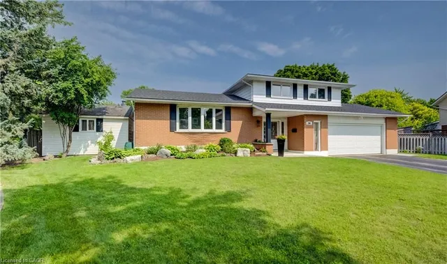 298 Creighton Crt, Waterloo 2