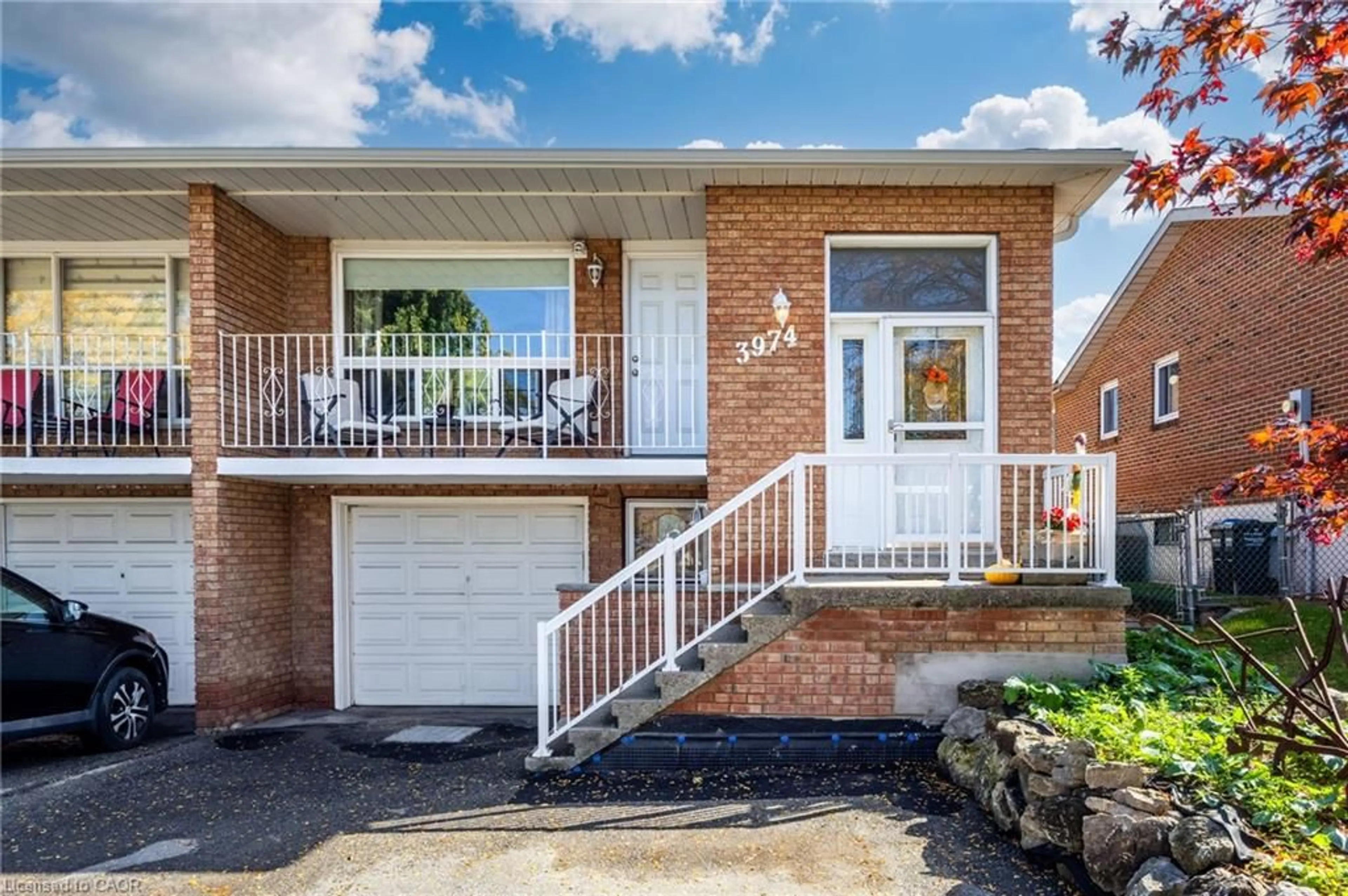 Home with brick exterior material, street for 3974 Midhurst Lane, Mississauga Ontario L4Z 1C7
