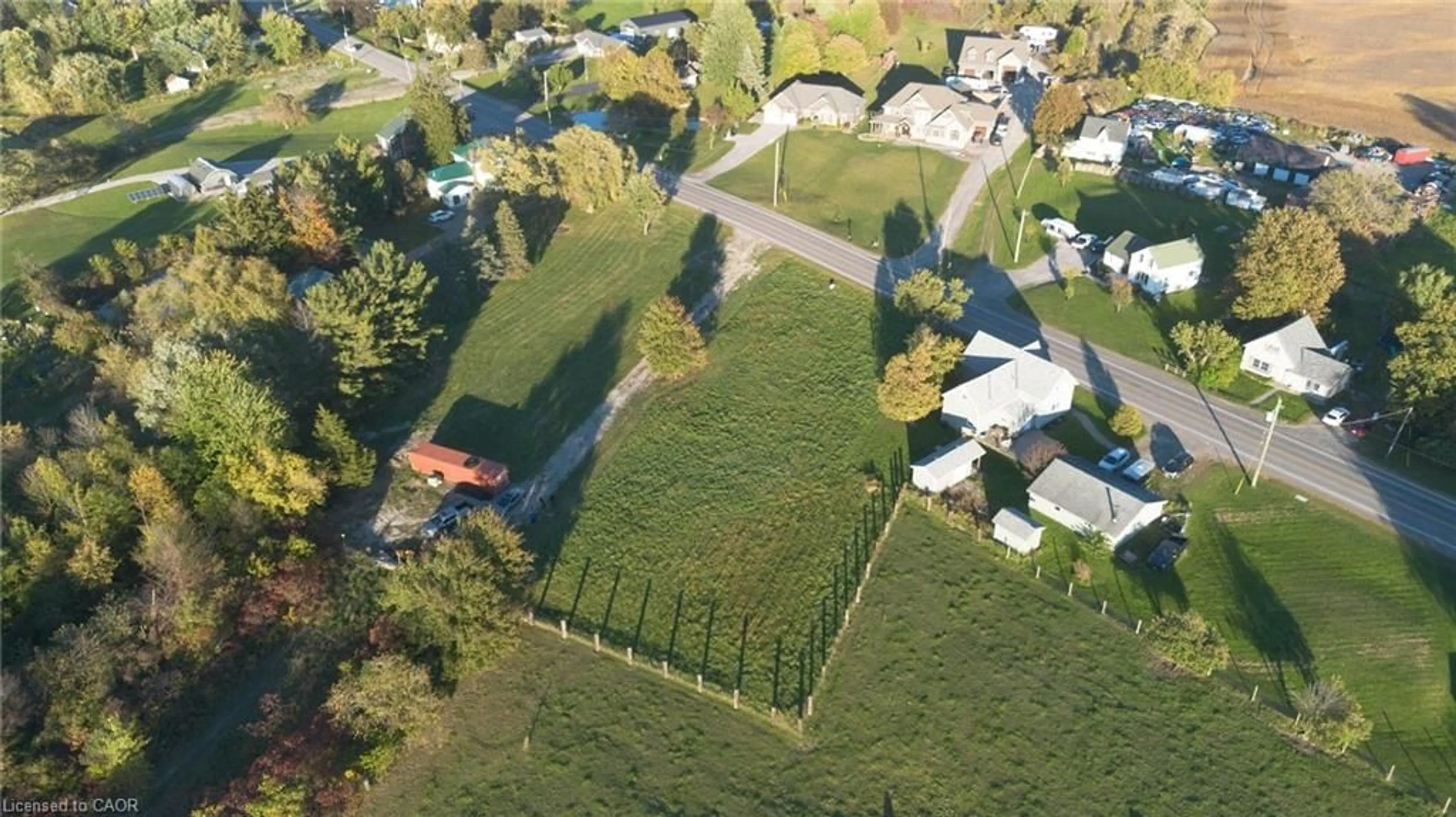 A pic from outside/outdoor area/front of a property/back of a property/a pic from drone, street for PT 2 - 949 Robinson Rd, Dunnville Ontario N1A 2W1