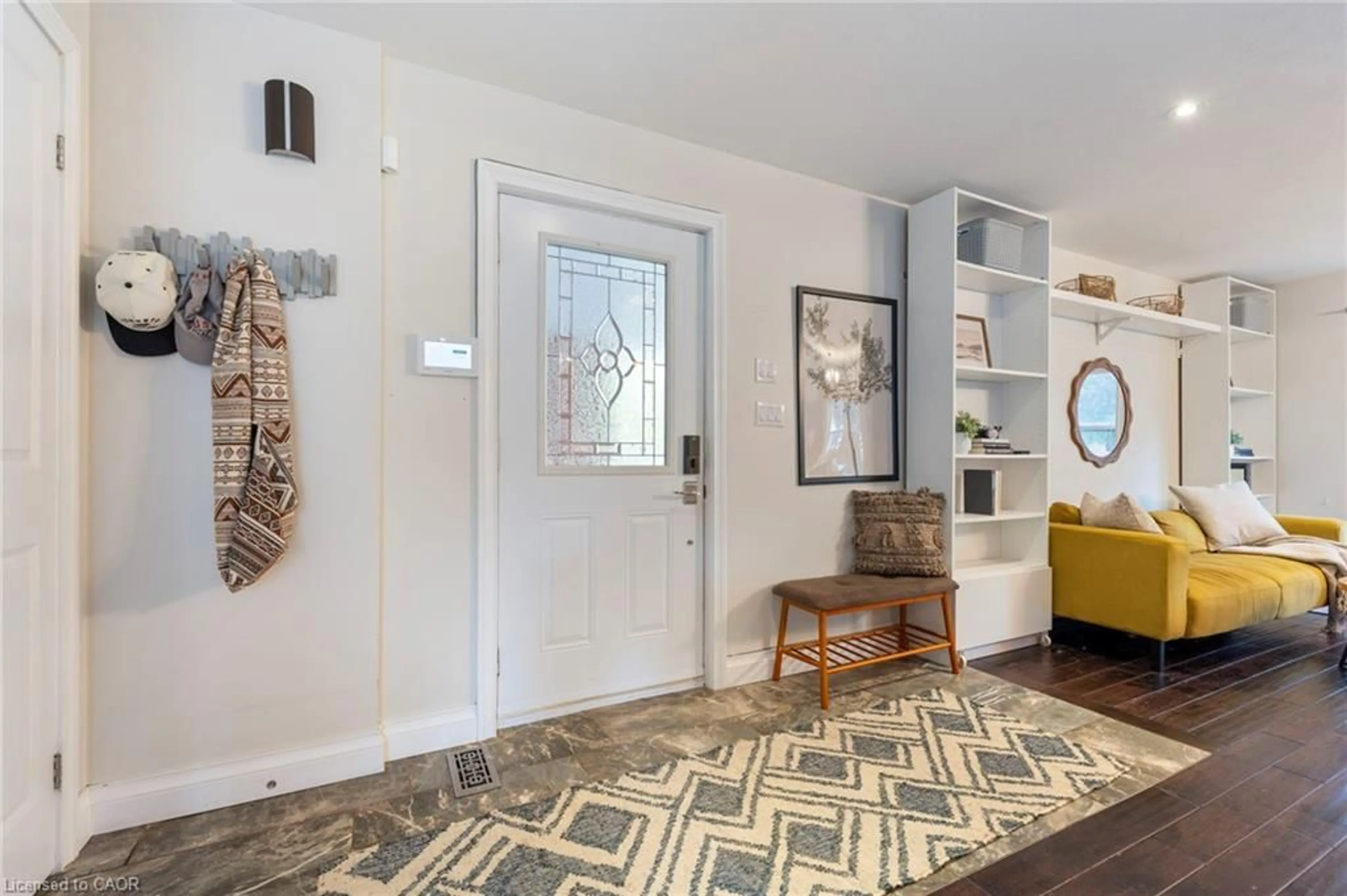 Indoor entryway for 273 Colborne St, Elora Ontario N0B 1S0