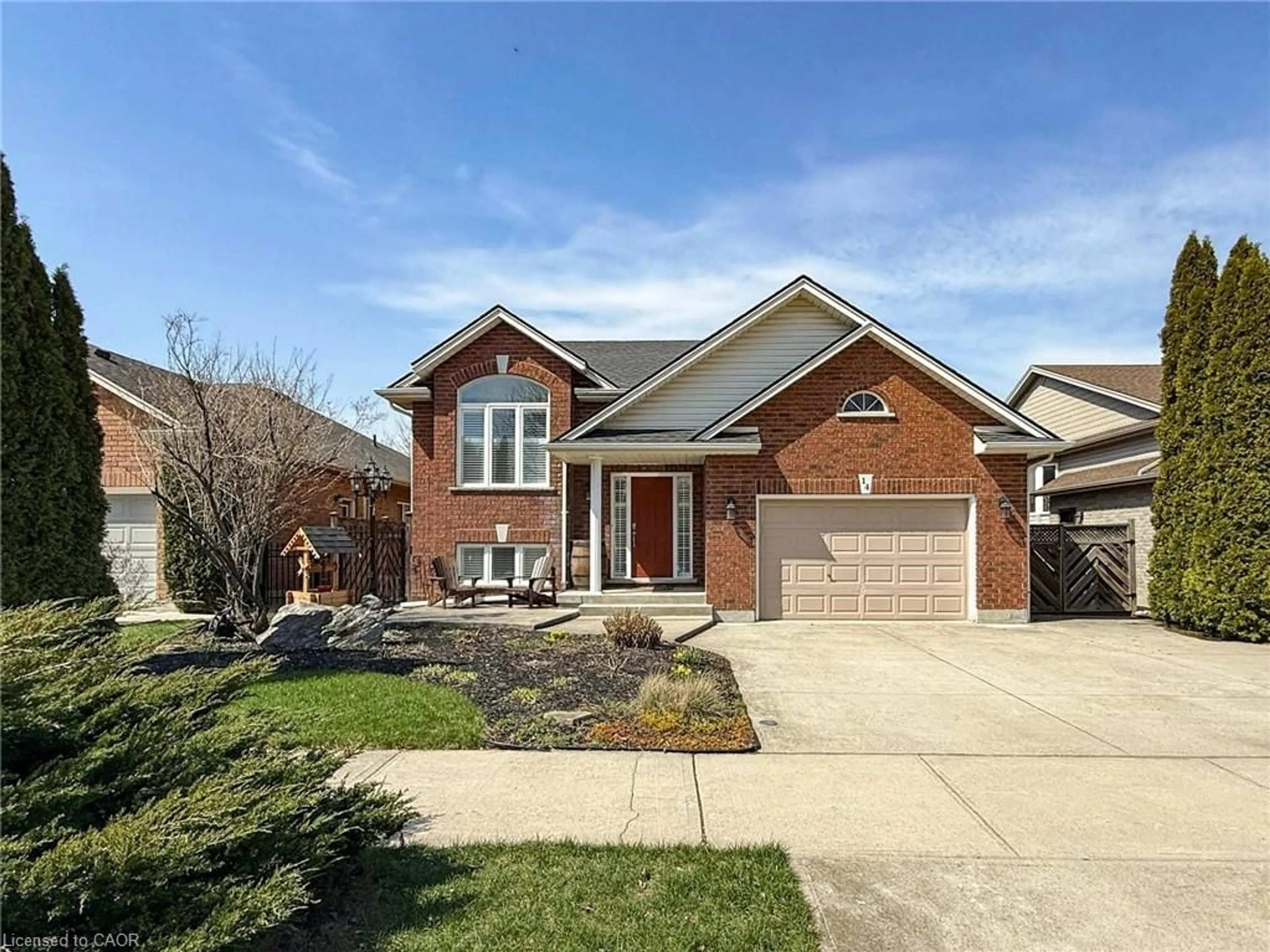 Home with brick exterior material, street for 14 Bianca Dr, Niagara-on-the-Lake Ontario L0S 1T0