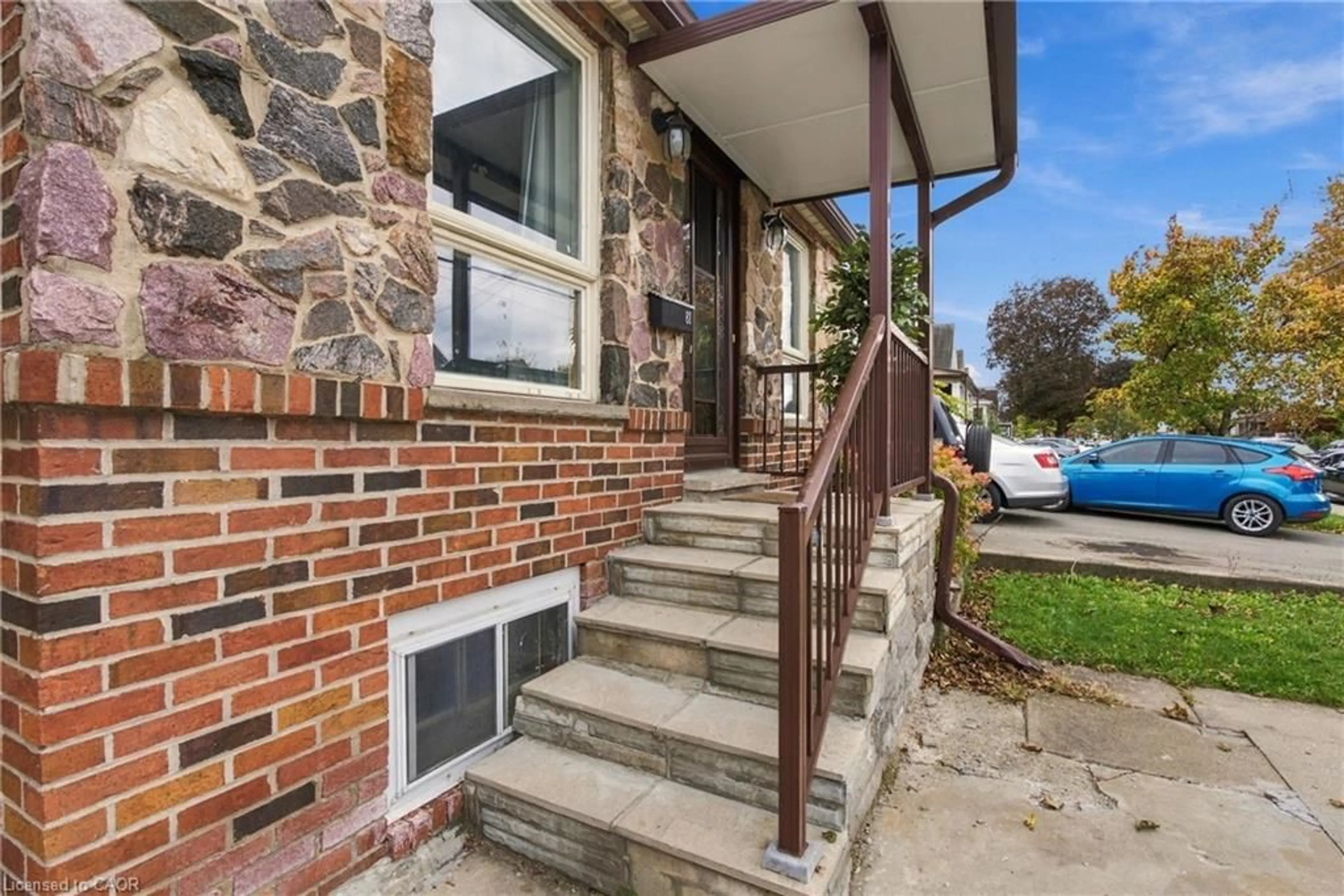 Home with brick exterior material, street for 81 East 23rd St, Hamilton Ontario L8V 2W7