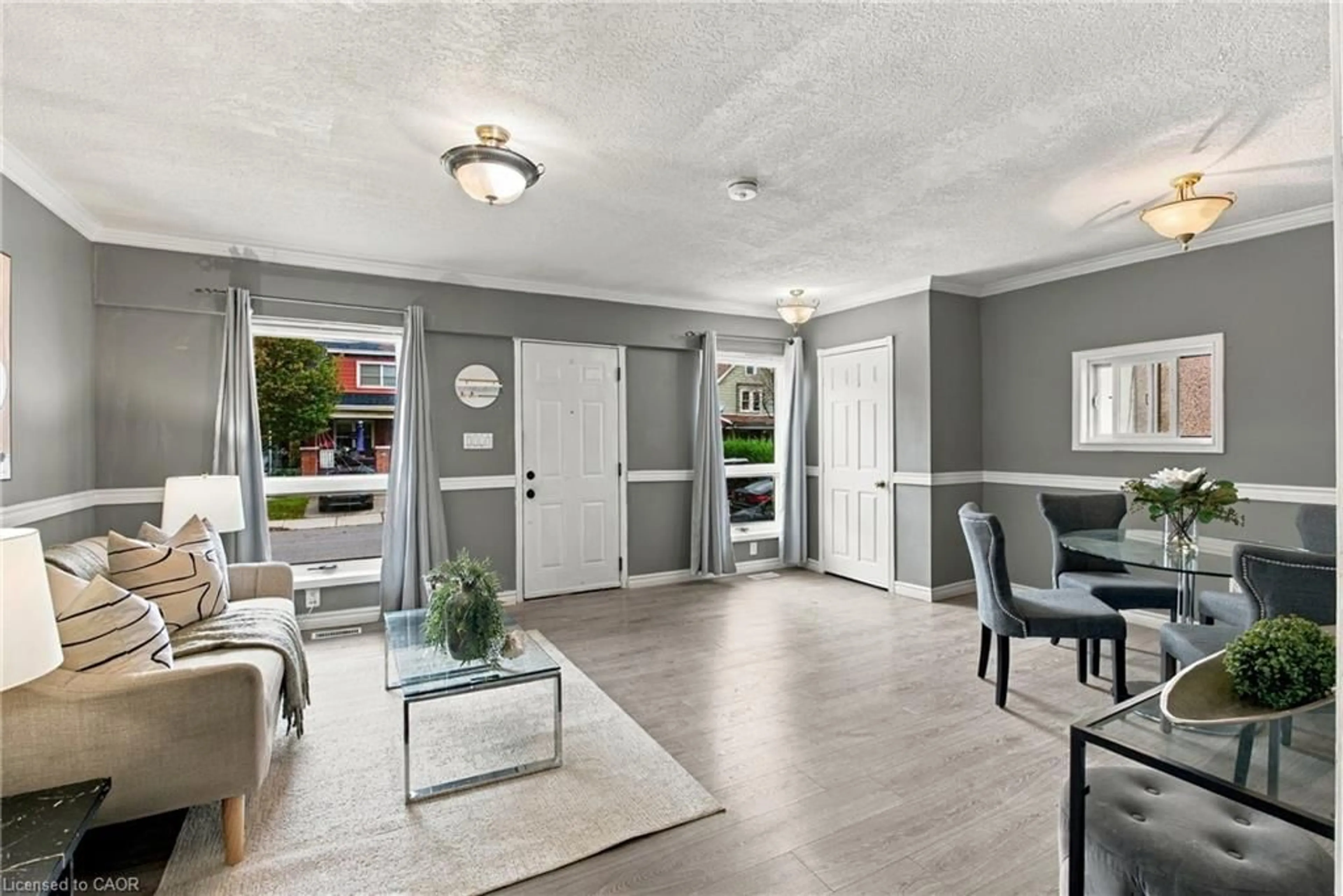 Unknown for 81 East 23rd St, Hamilton Ontario L8V 2W7