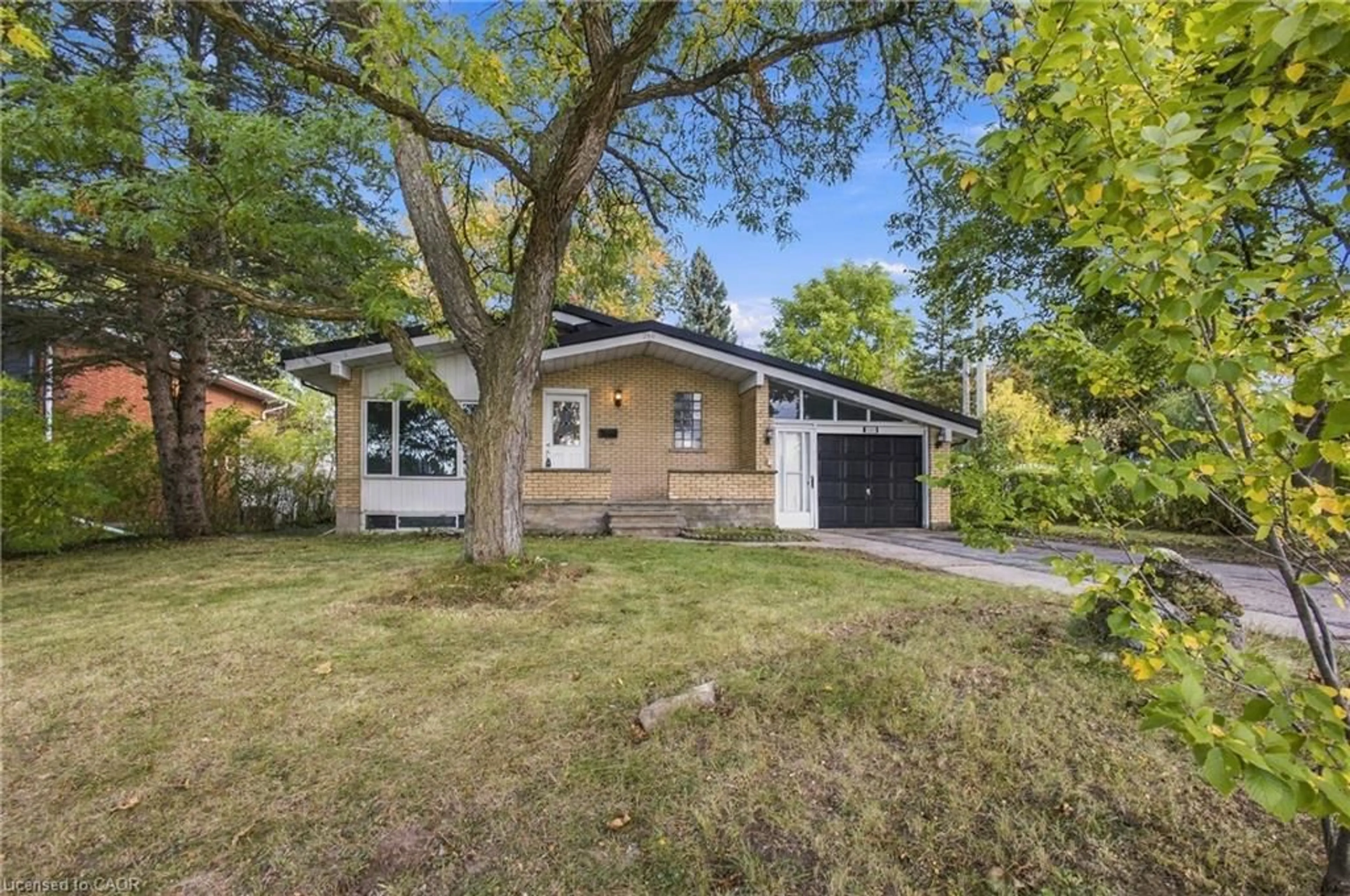 Unknown for 246 Hillcrest Rd, Cambridge Ontario N3H 1B2