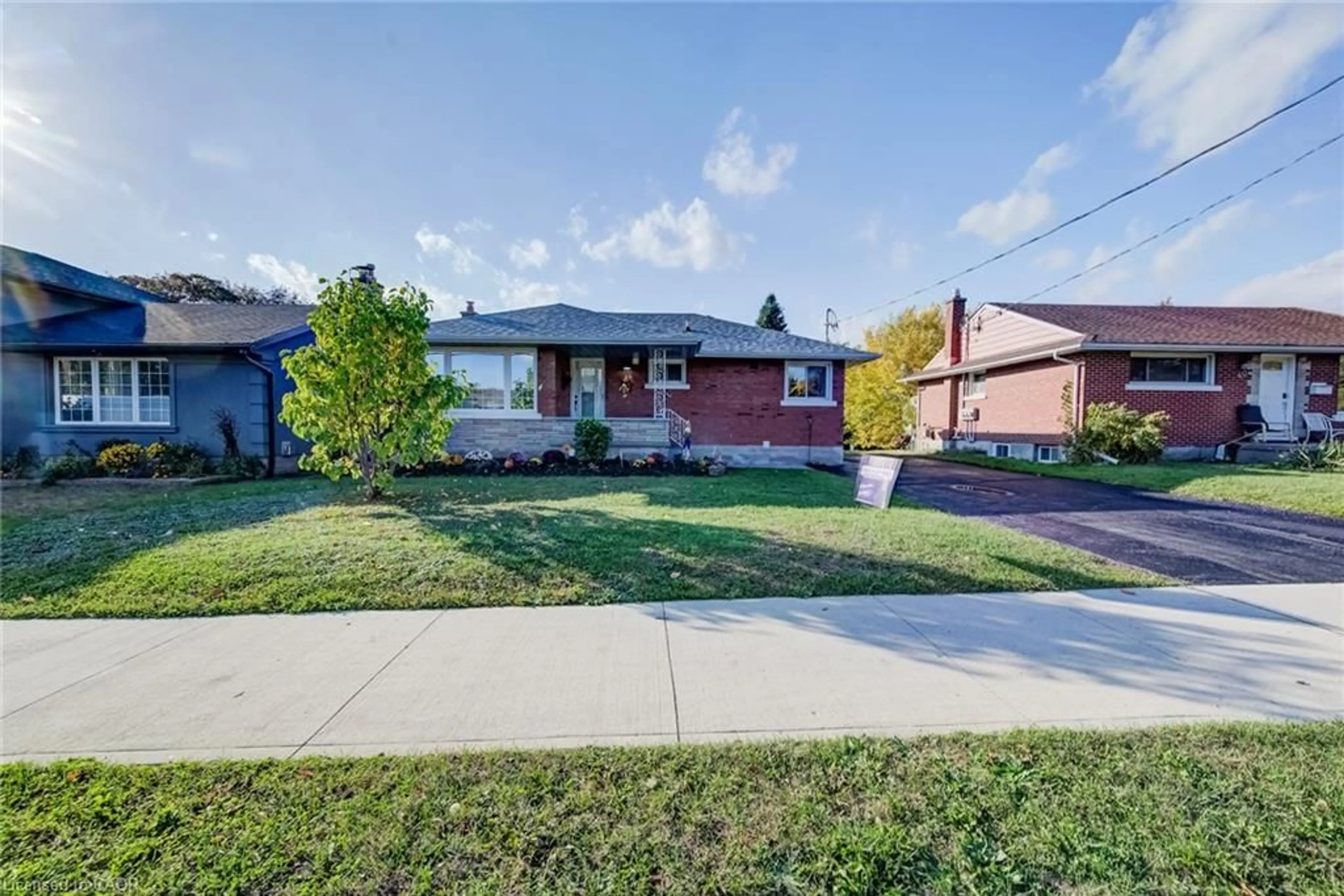 Home with brick exterior material, street for 46 Traynor Ave, Kitchener Ontario N2C 1V9