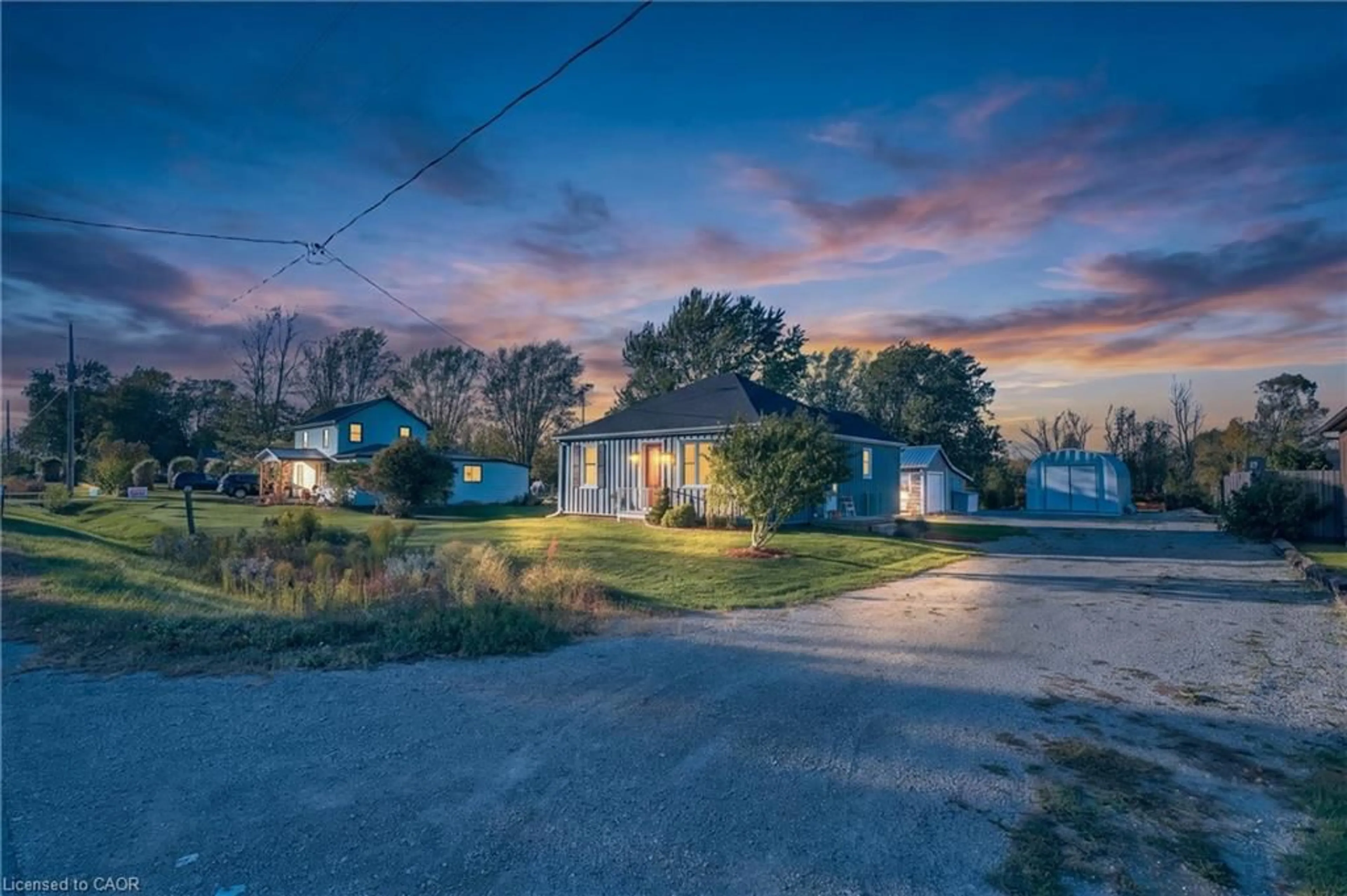 A pic from outside/outdoor area/front of a property/back of a property/a pic from drone, street for 829 Port Maitland Rd, Dunnville Ontario N1A 2W6