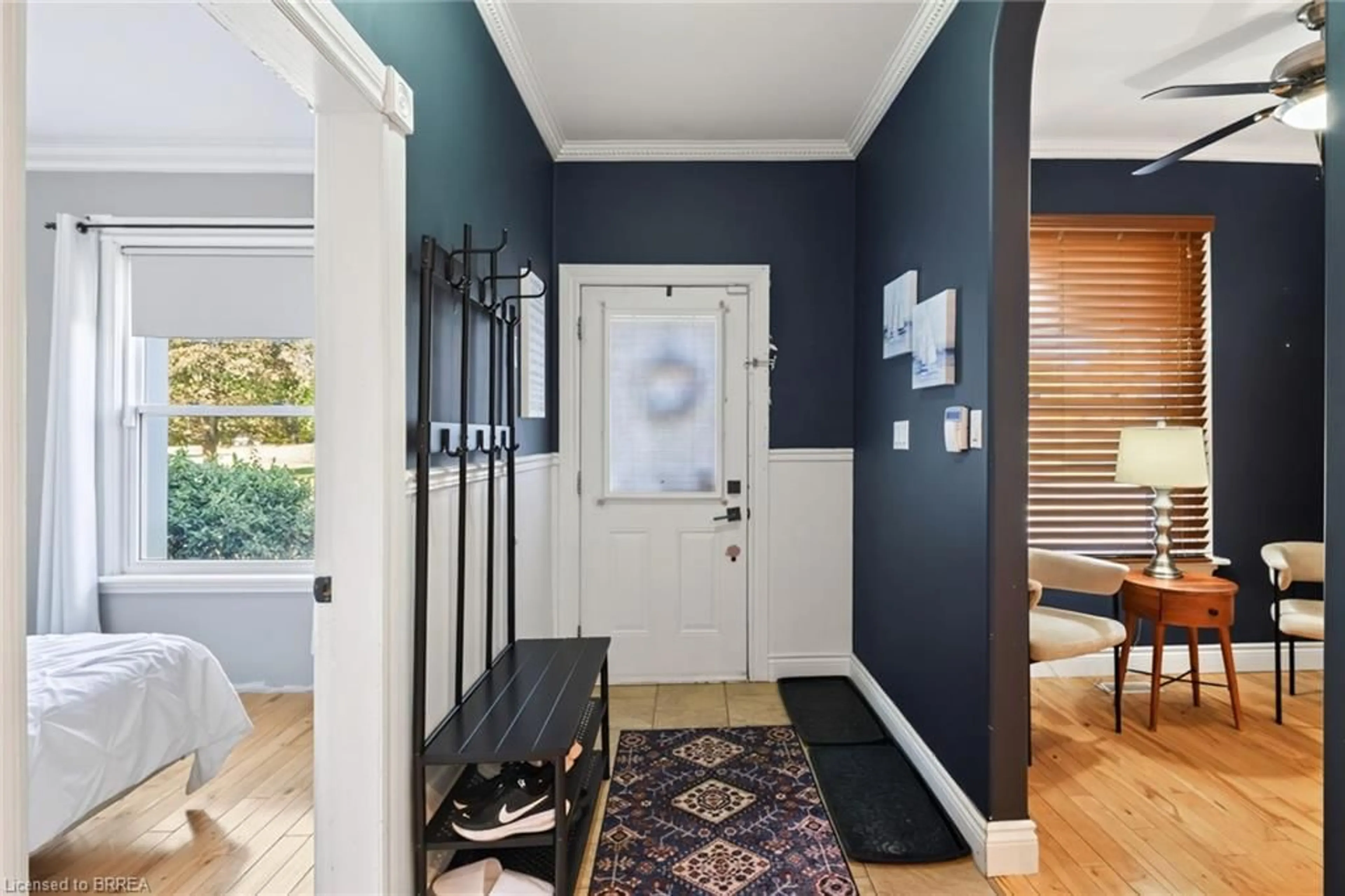 Indoor entryway for 191 St. Paul Ave, Brantford Ontario N3T 4G6