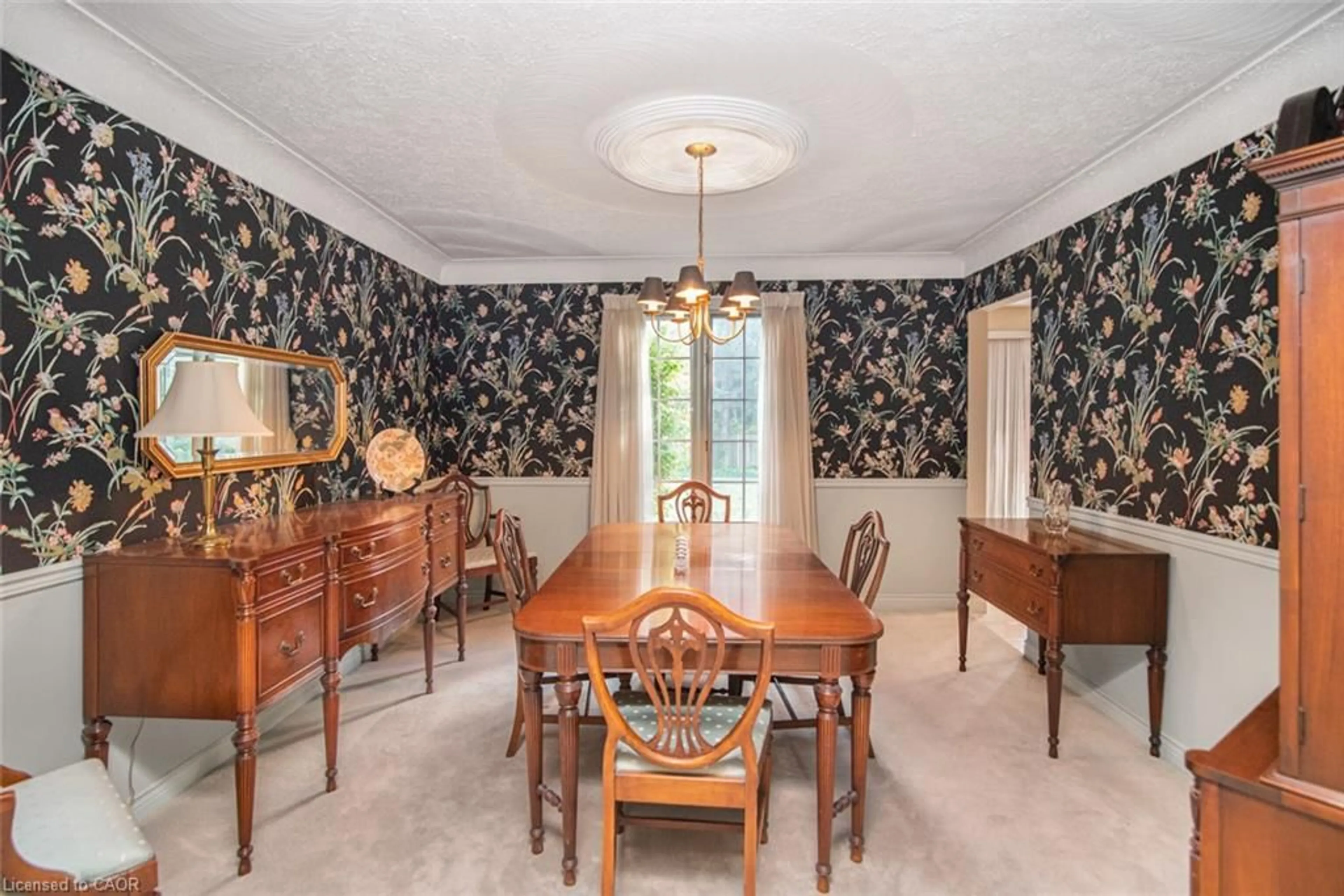 Dining room, unknown for 318 Cavendish Dr, Ancaster Ontario L9G 4T5