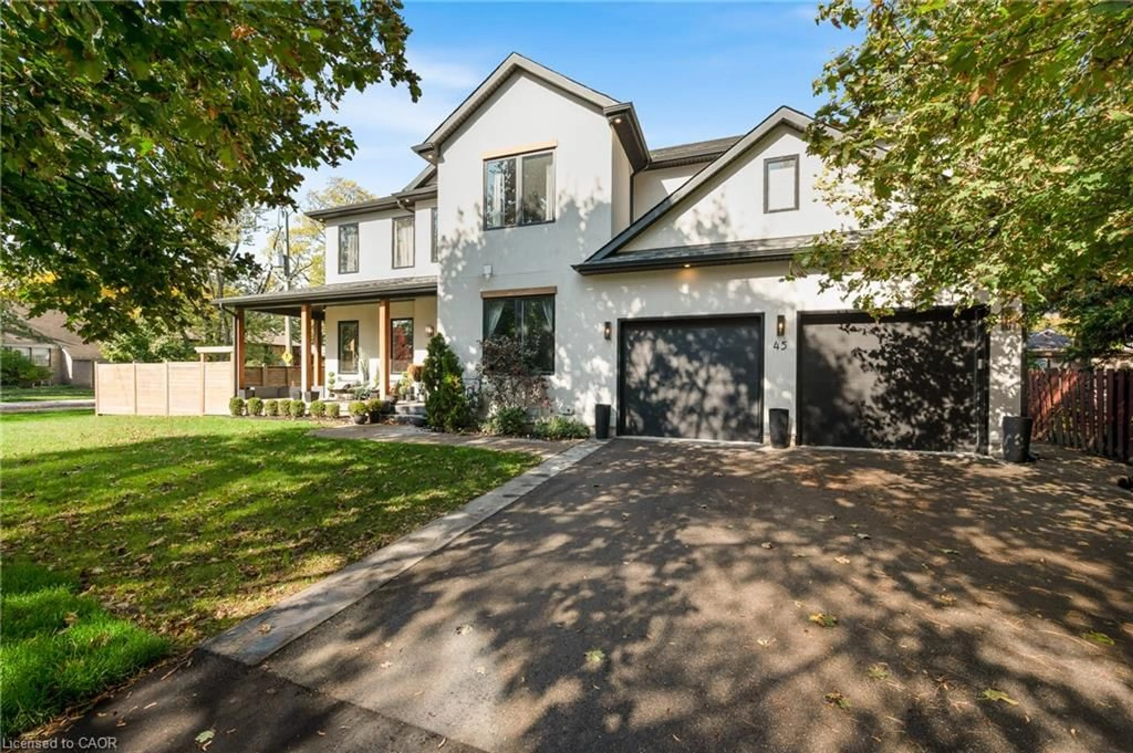 Home with vinyl exterior material, street for 45 Aldershot Pl, Burlington Ontario L7T 1C2