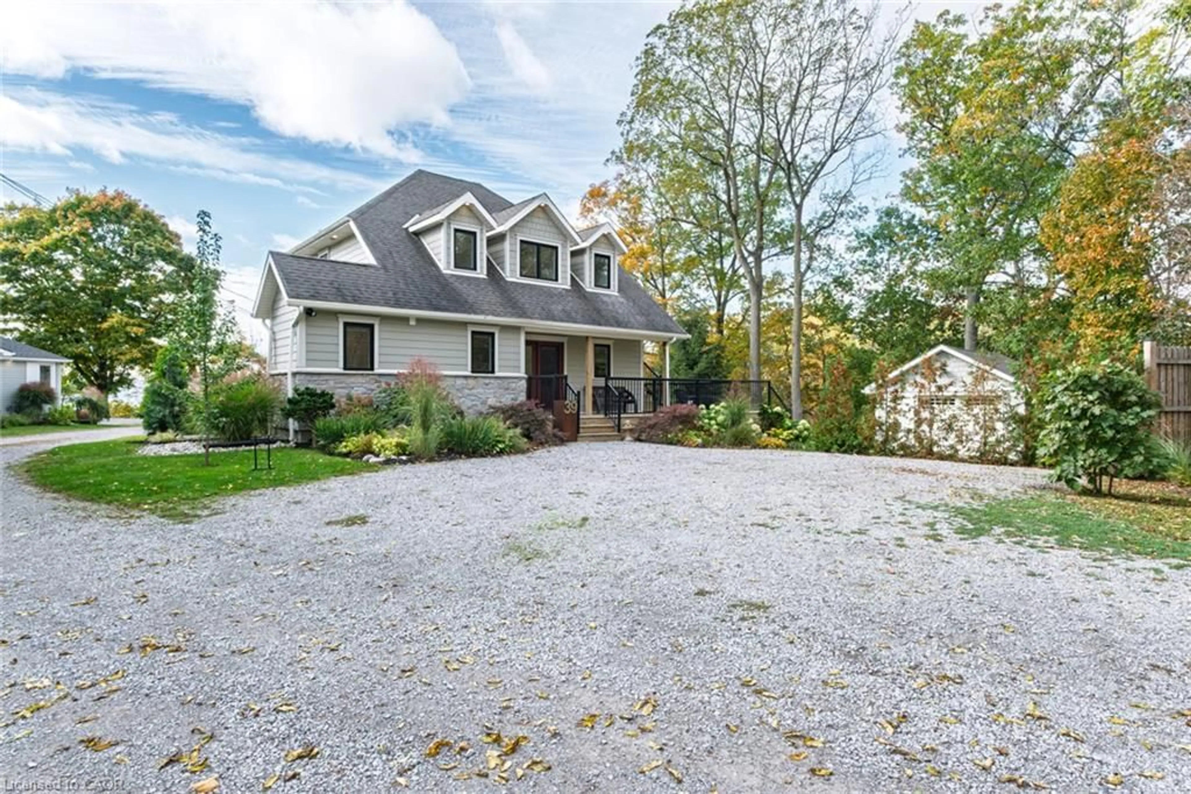 Unknown for 39 King St, Port Ryerse Ontario N3Y 4K2