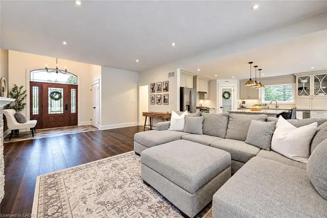 500 Sligo Rd, Mount Forest 5