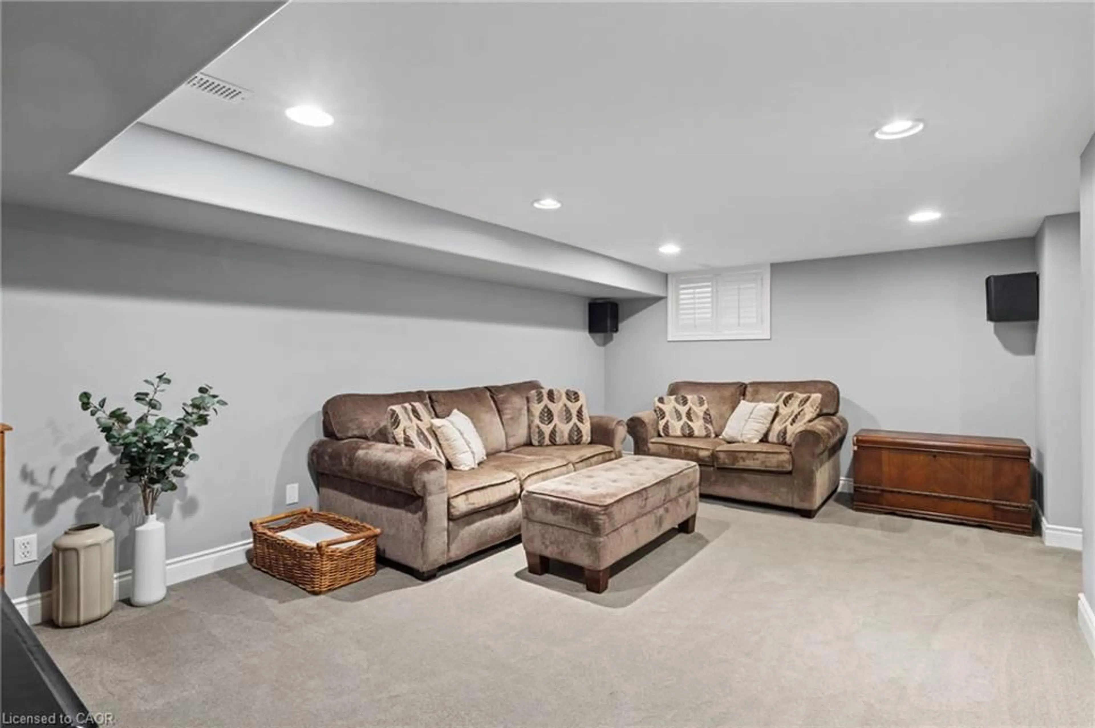 Unknown for 497 Townsend Ave, Burlington Ontario L7T 2B2