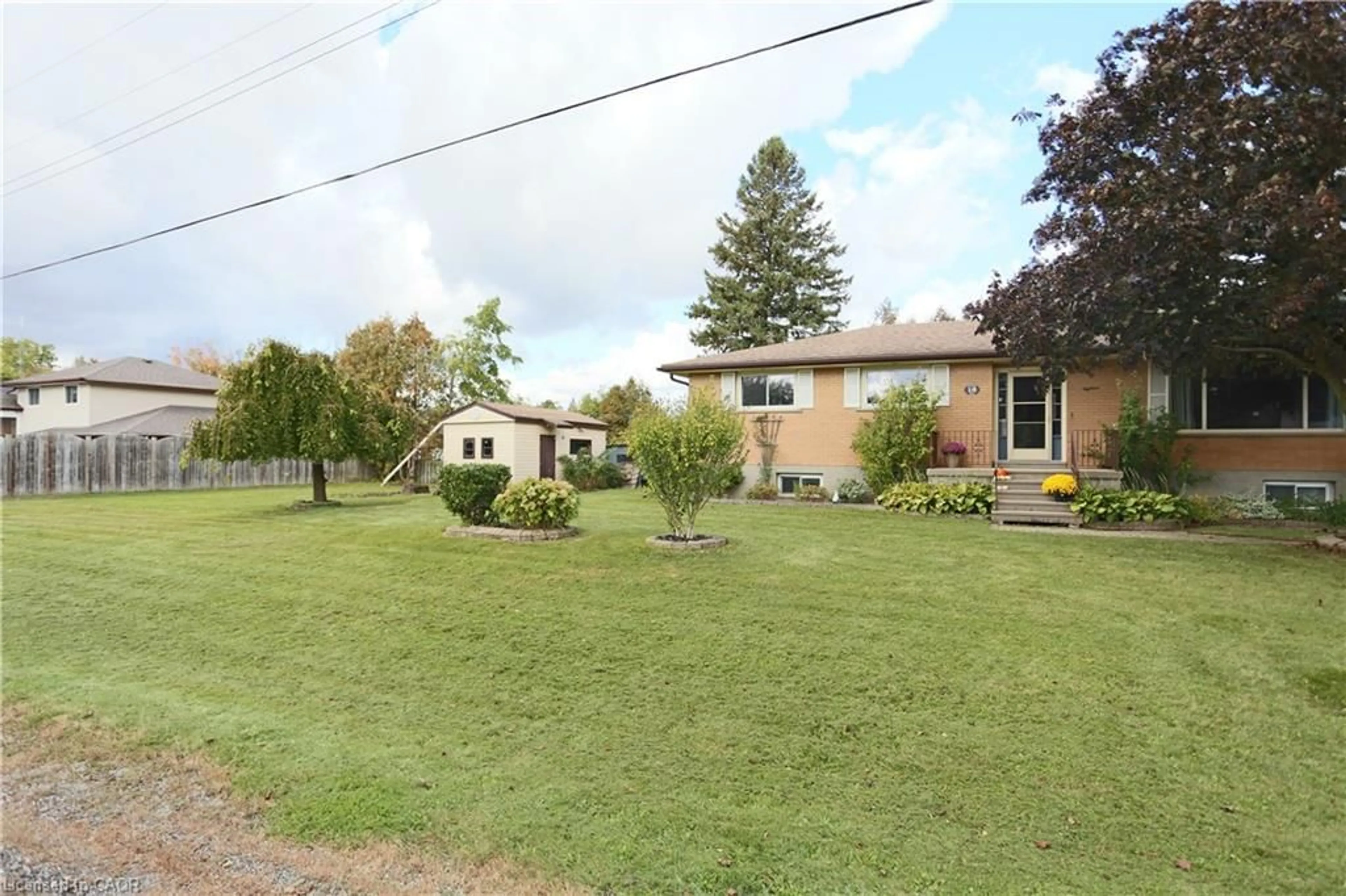 A pic from outside/outdoor area/front of a property/back of a property/a pic from drone, street for 18 Waldau Cres, Waldau Ontario N2G 3W7