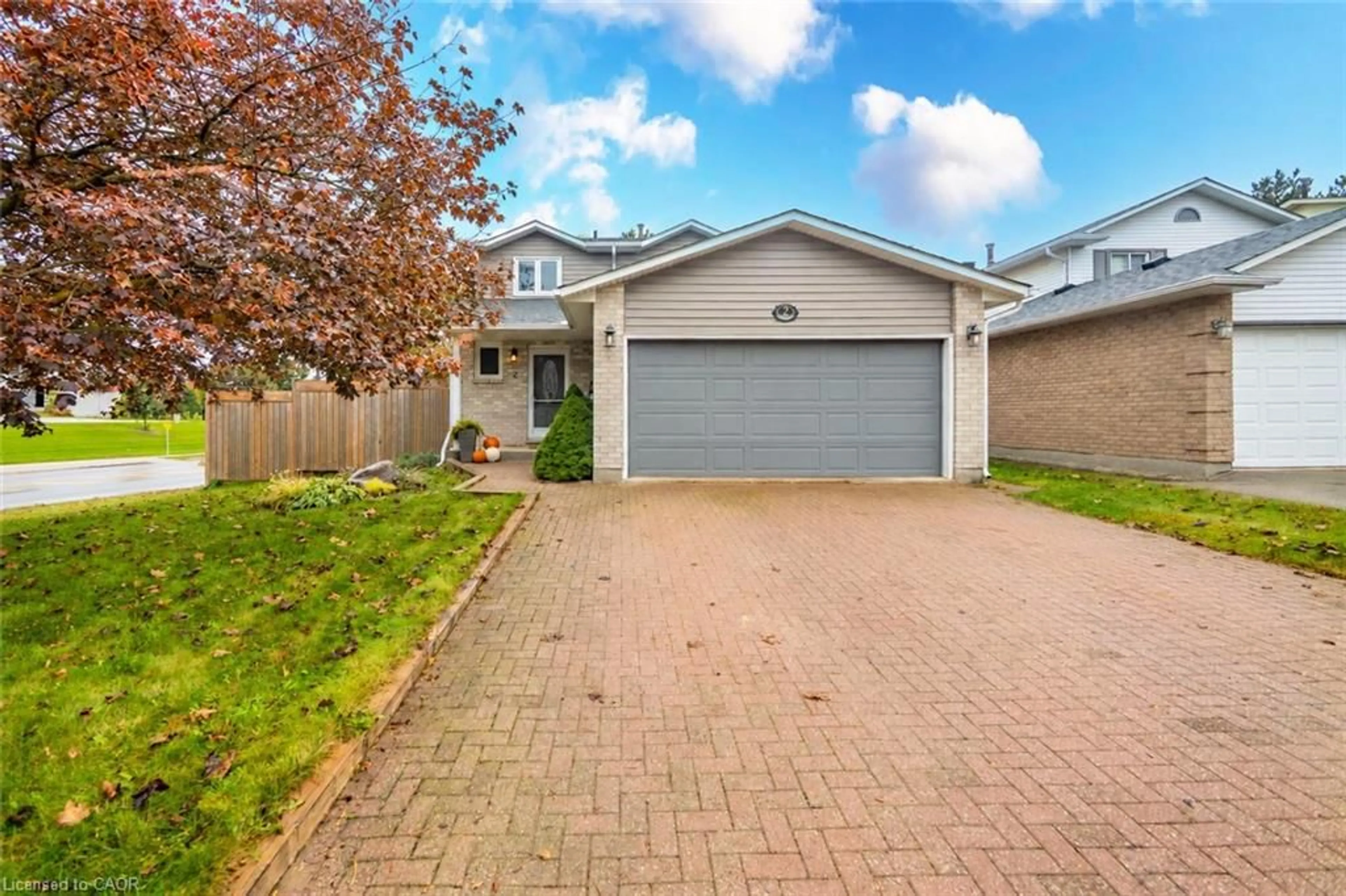 Unknown for 2 Cindy Ave, Cambridge Ontario N3C 3J2