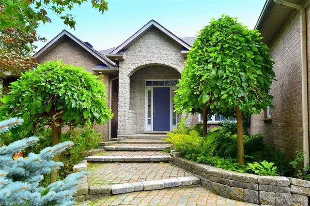 248 Southcote Rd, Ancaster 5