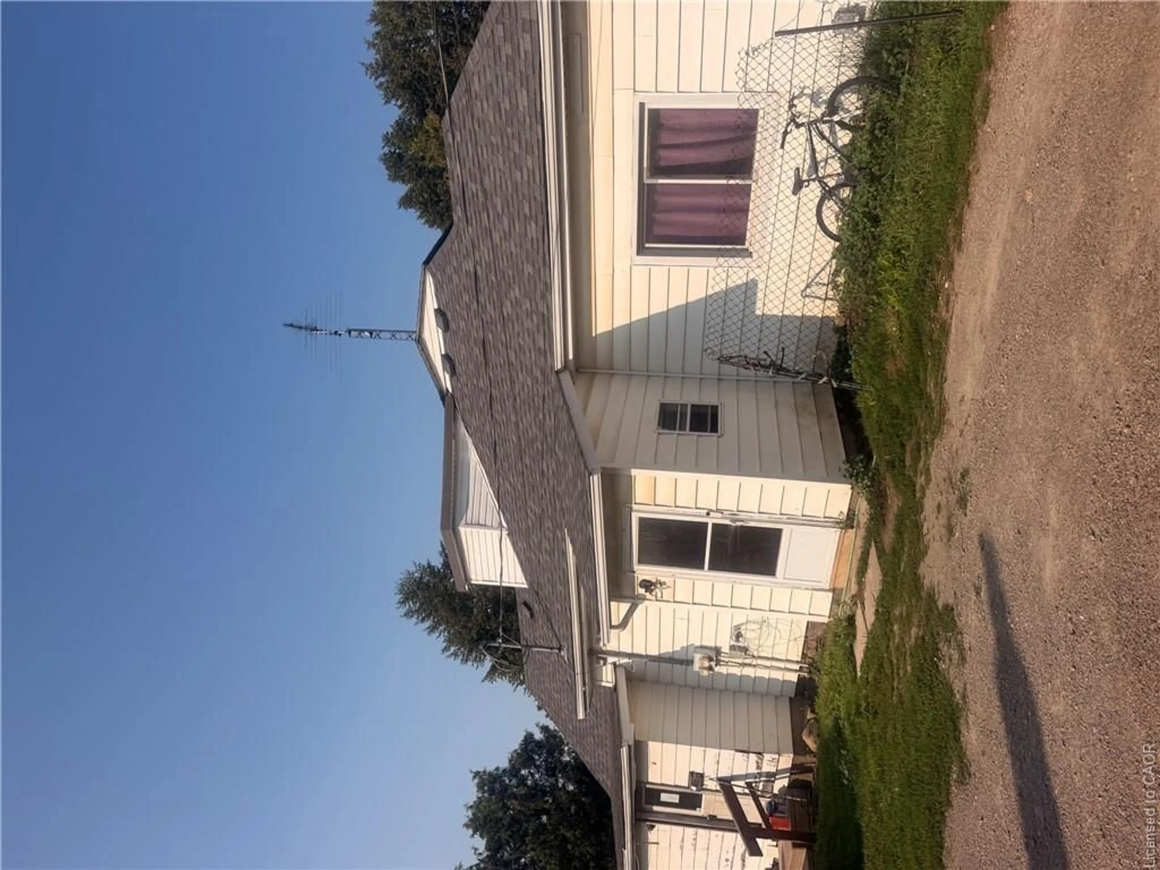 Unknown for 48 Sovereen St, Delhi Ontario N4B 1L6