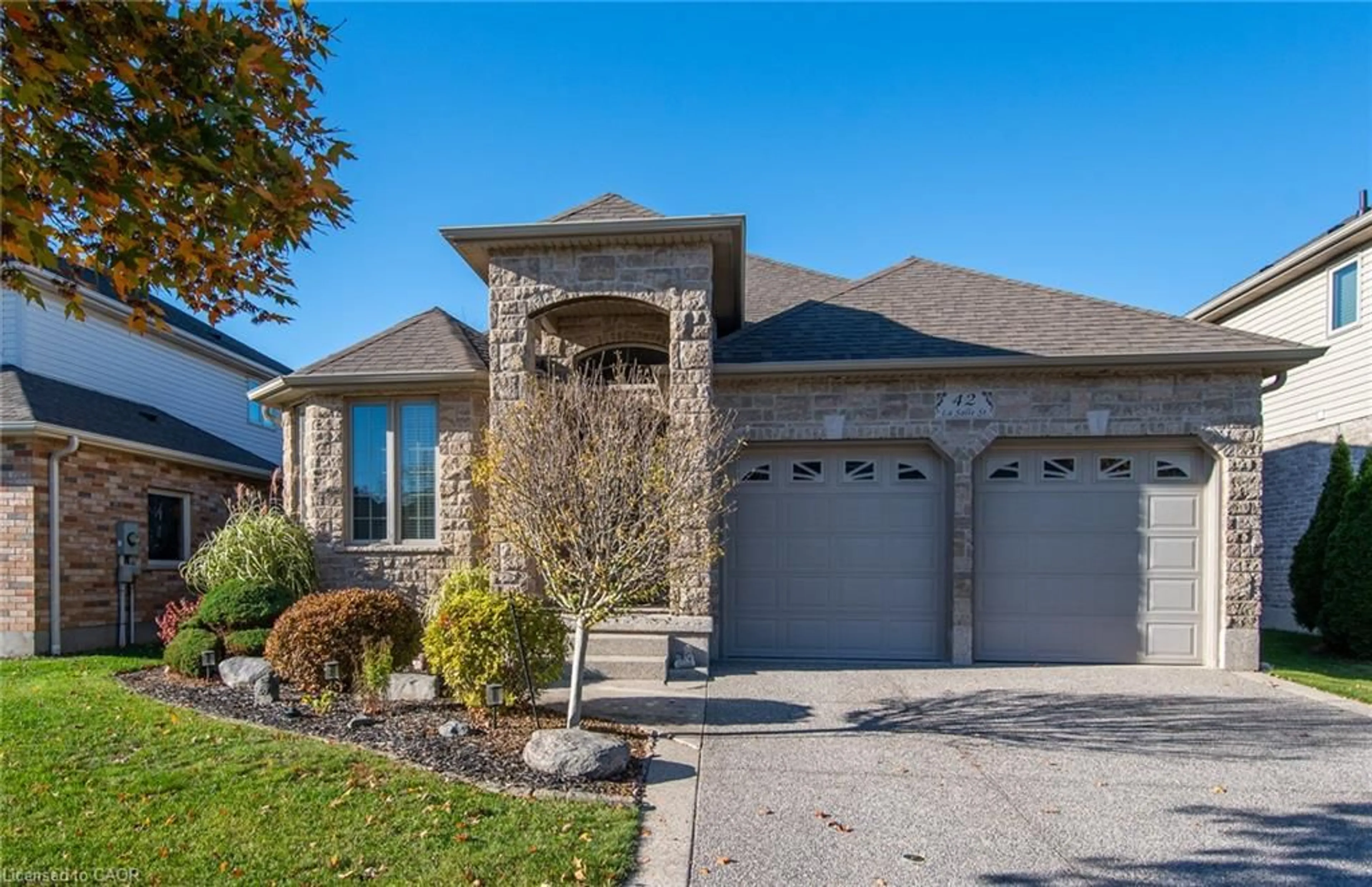 Home with brick exterior material, street for 42 La Salle St, Breslau Ontario N0B 1M0