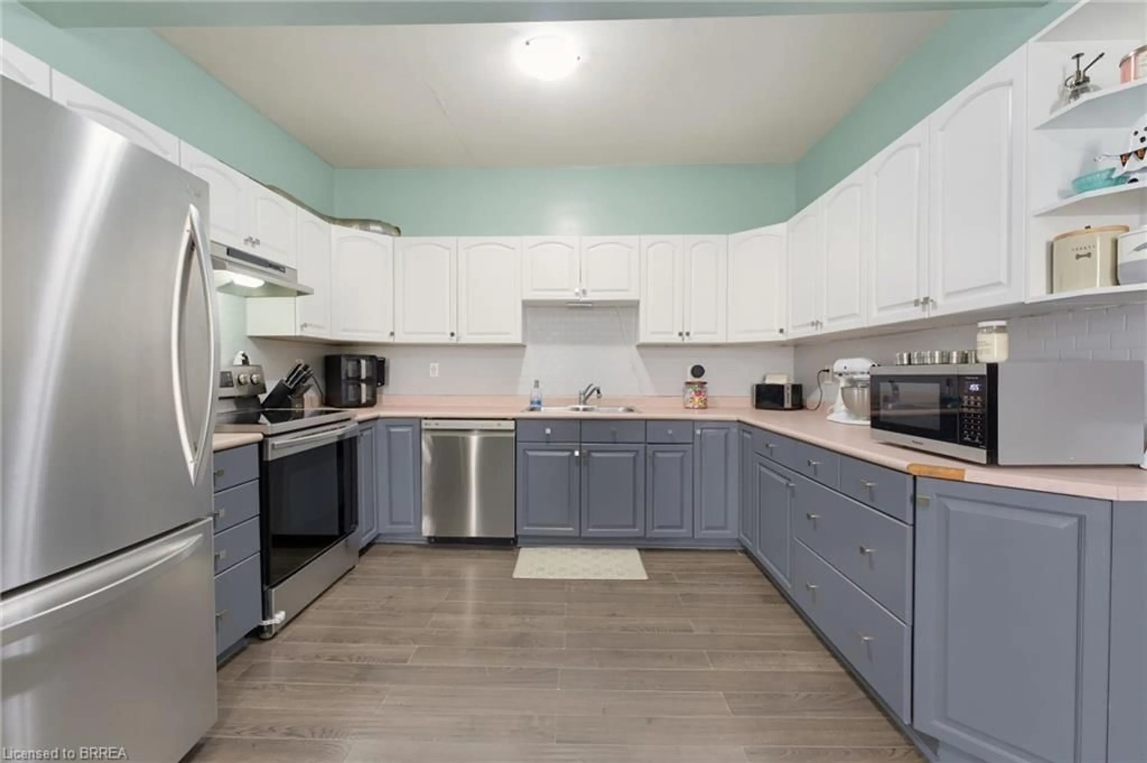 Unknown for 256 Dundas St, Woodstock Ontario N4S 1B1