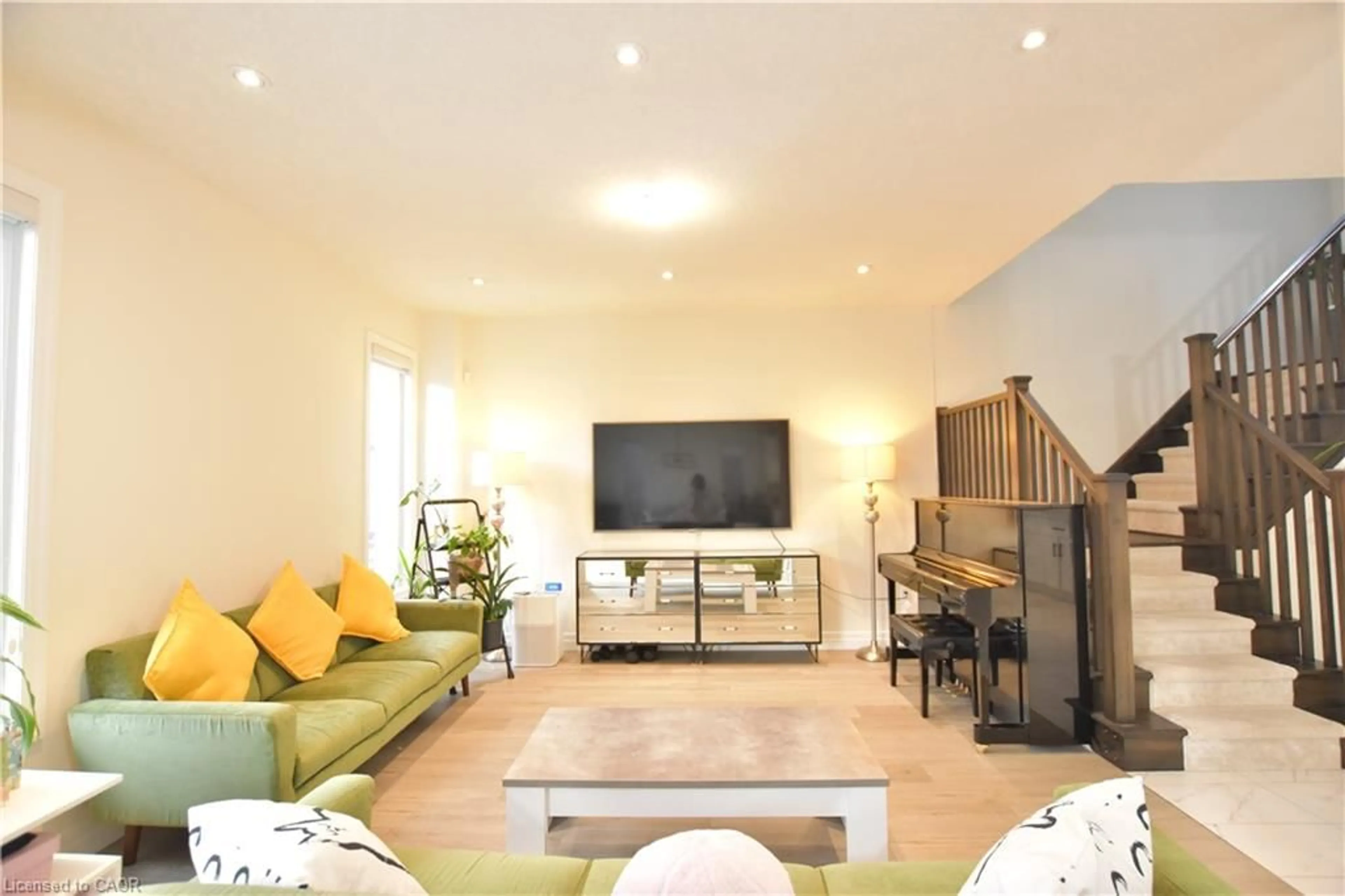 Living room with furniture, unknown for 348 Chokecherry Cres, Waterloo Ontario N2V 0H1