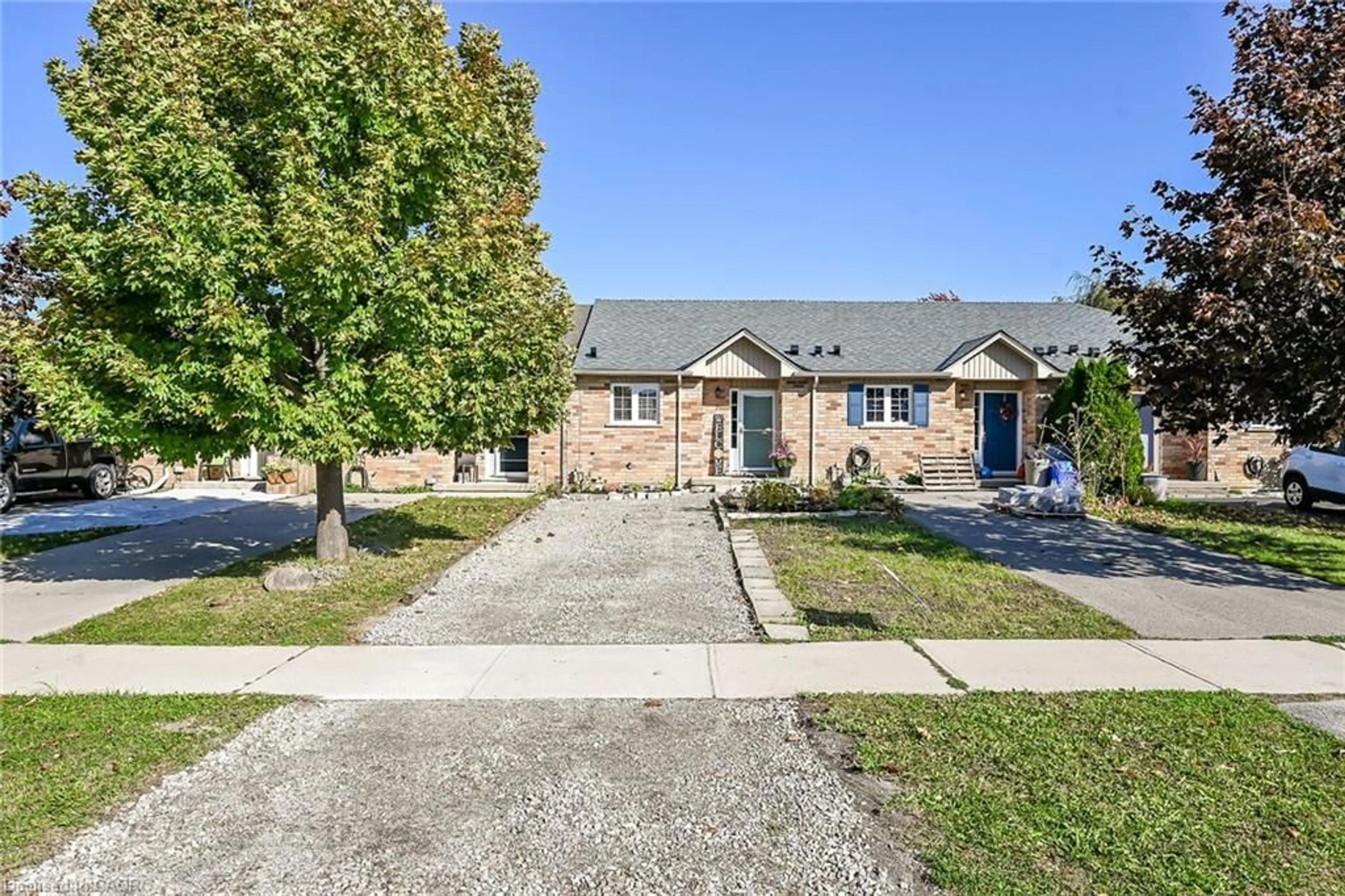 A pic from outside/outdoor area/front of a property/back of a property/a pic from drone, street for 7 Powell Lane, Cayuga Ontario N0A 1E0