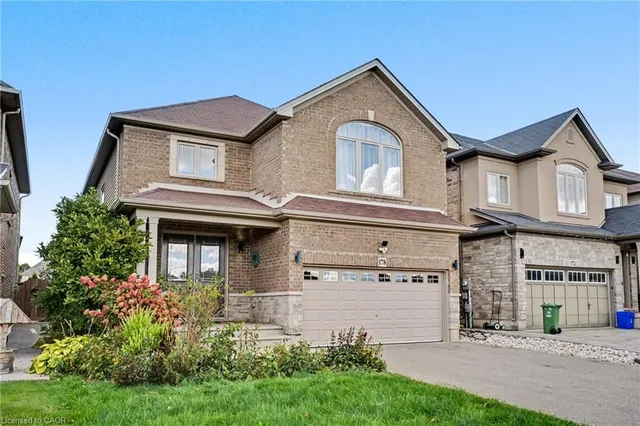 178 Bookjans Dr, Ancaster 3